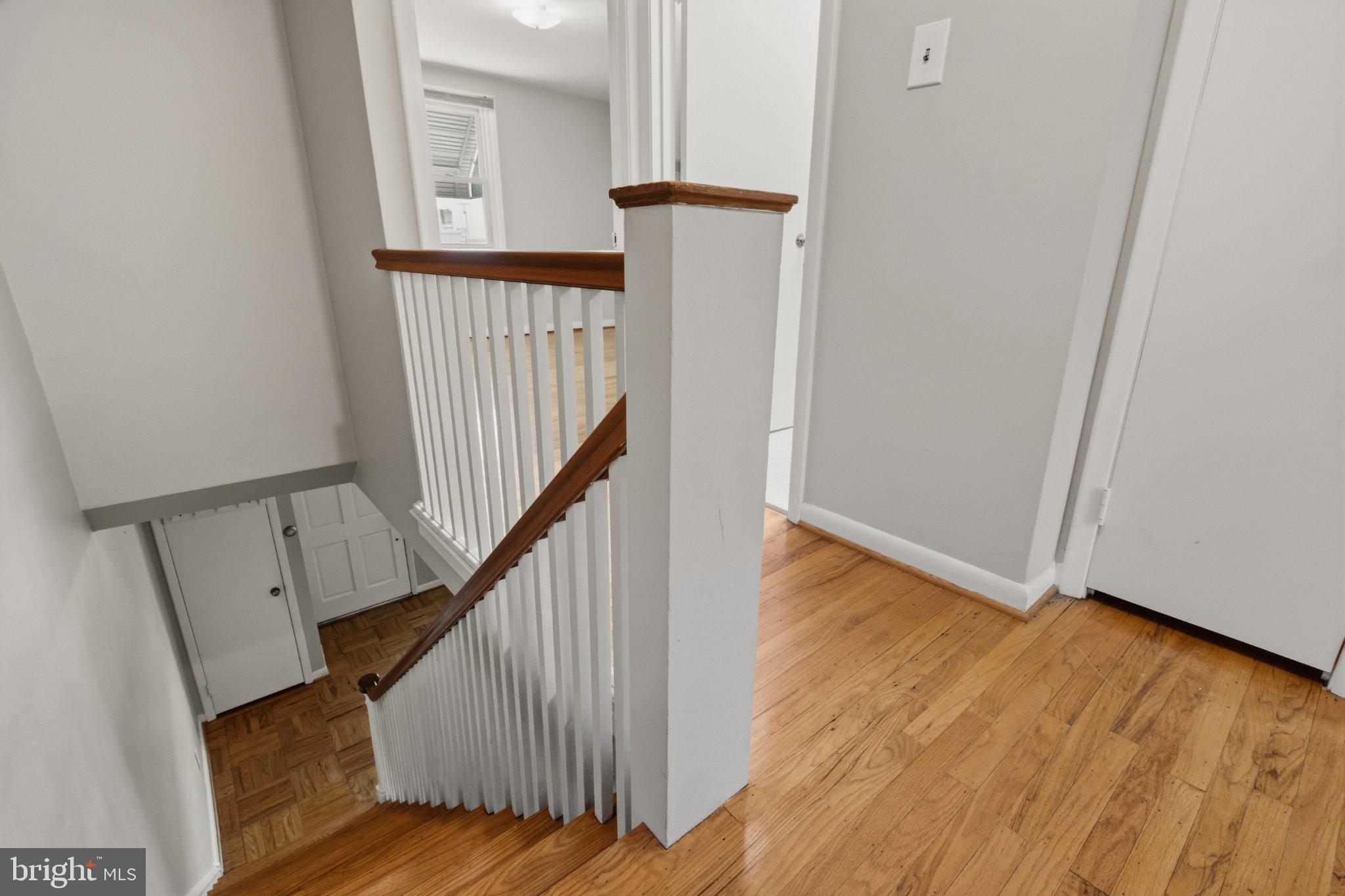 EAST FALLS - Residential