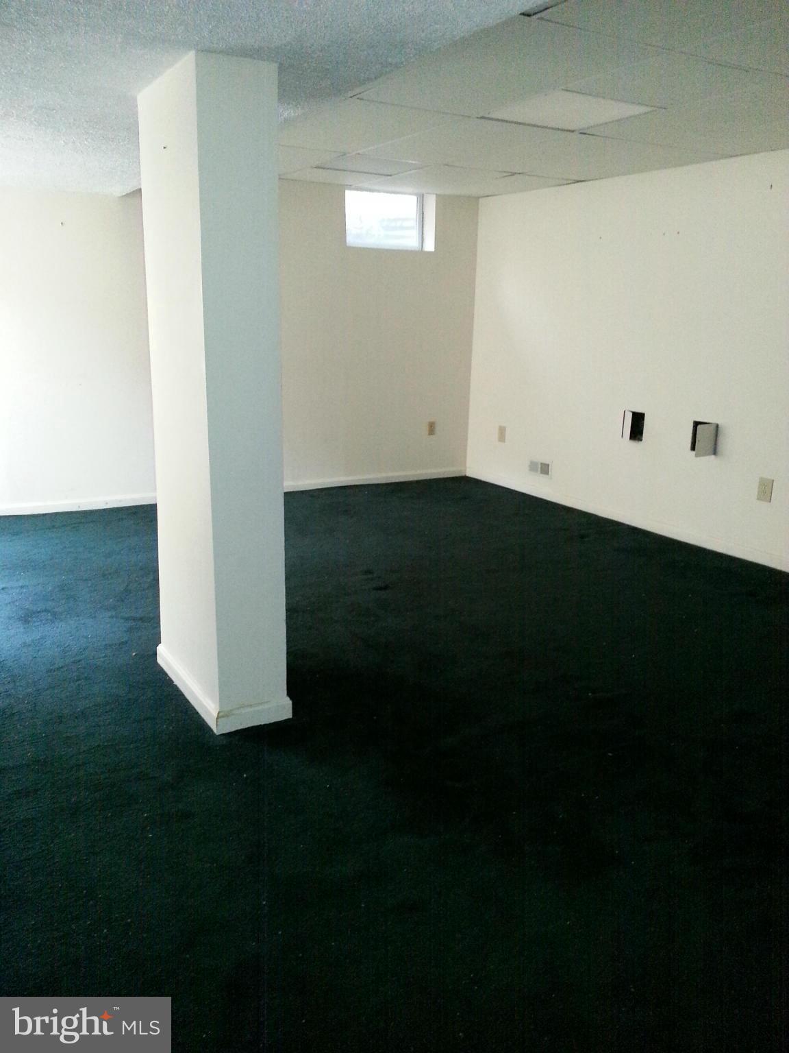 ELDERSBURG ESTATES - Residential