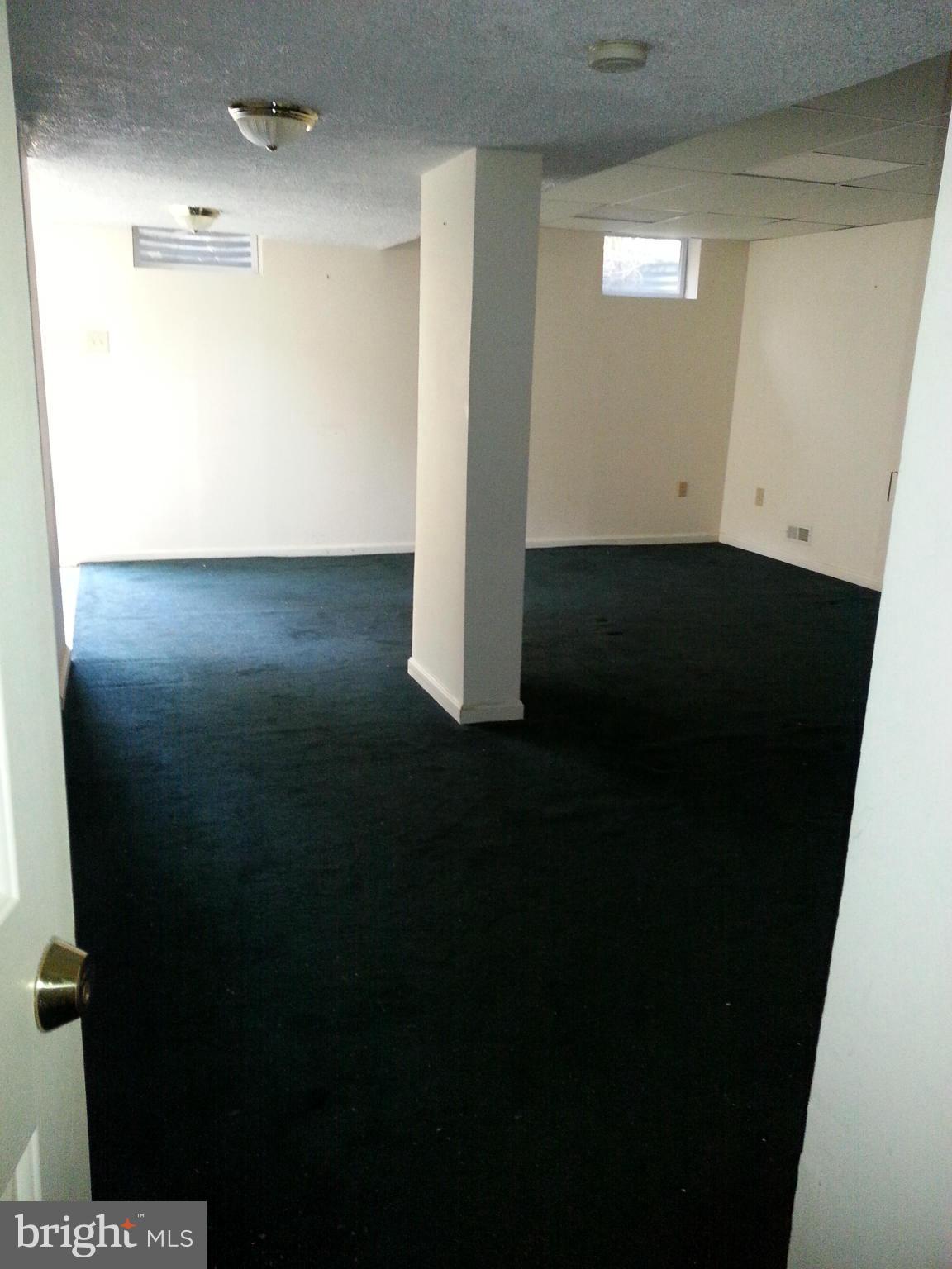 ELDERSBURG ESTATES - Residential