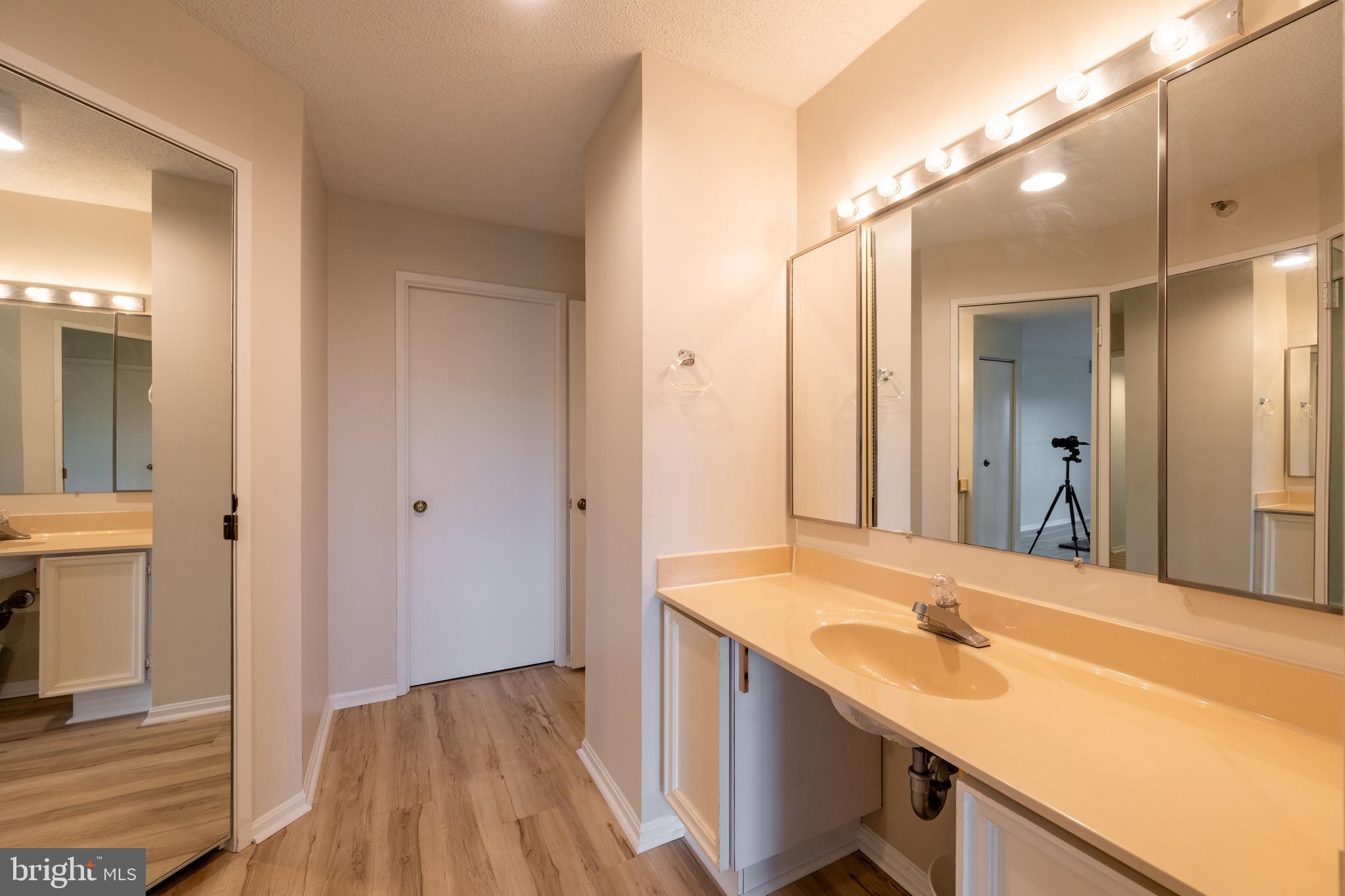 GREENS AT LEISURE WORLD - Residential
