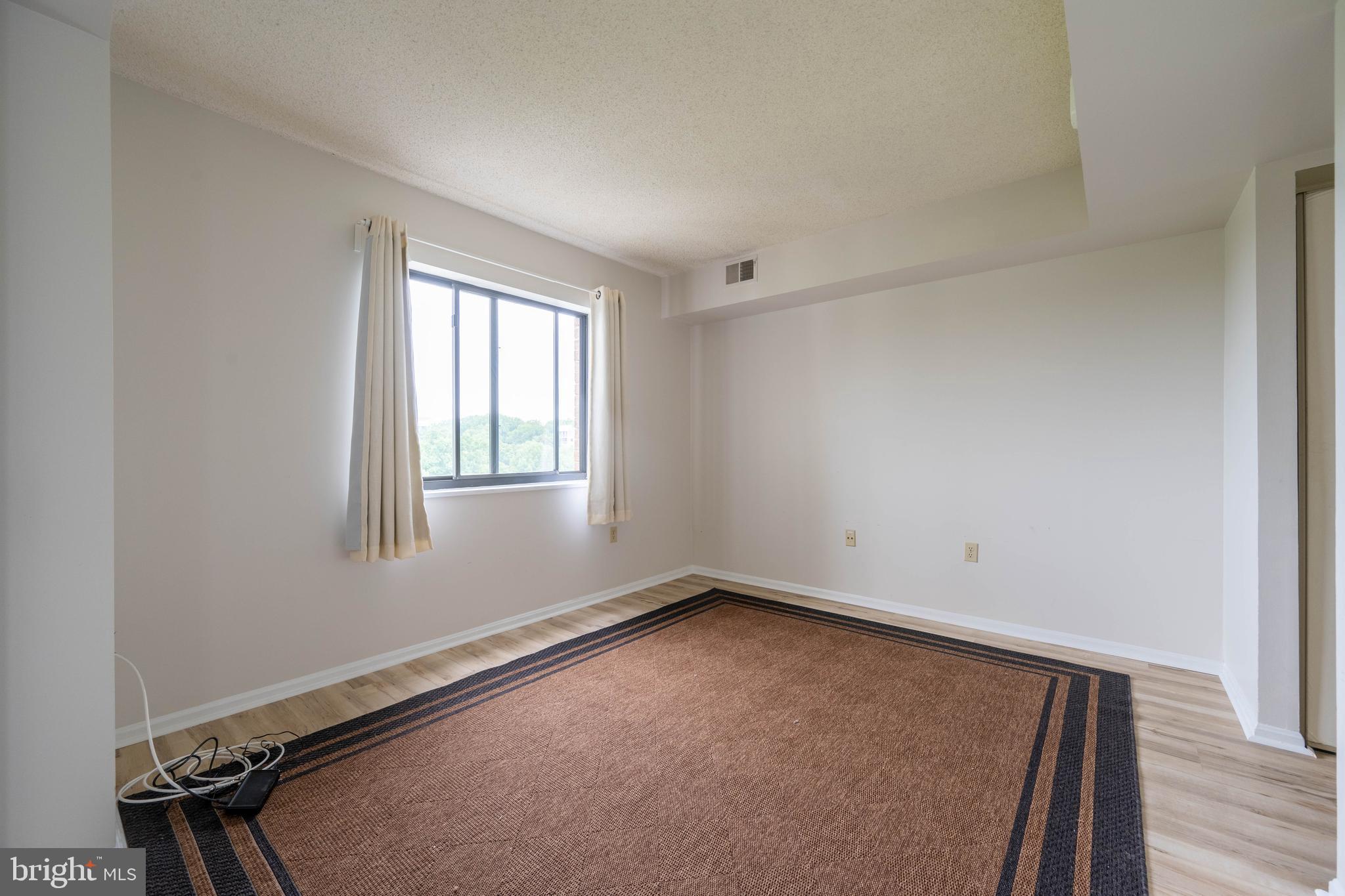 GREENS AT LEISURE WORLD - Residential