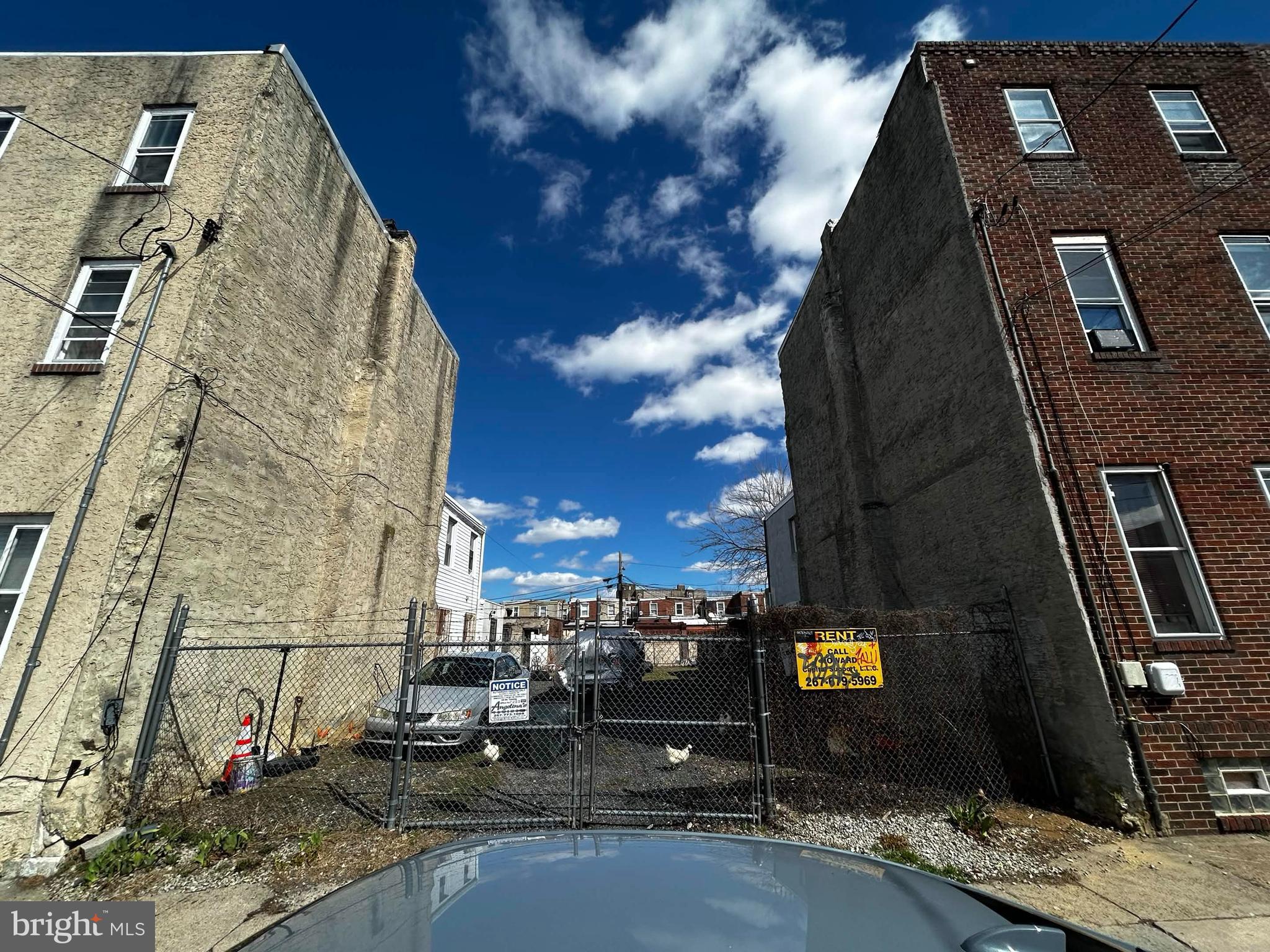 PORT RICHMOND - Land