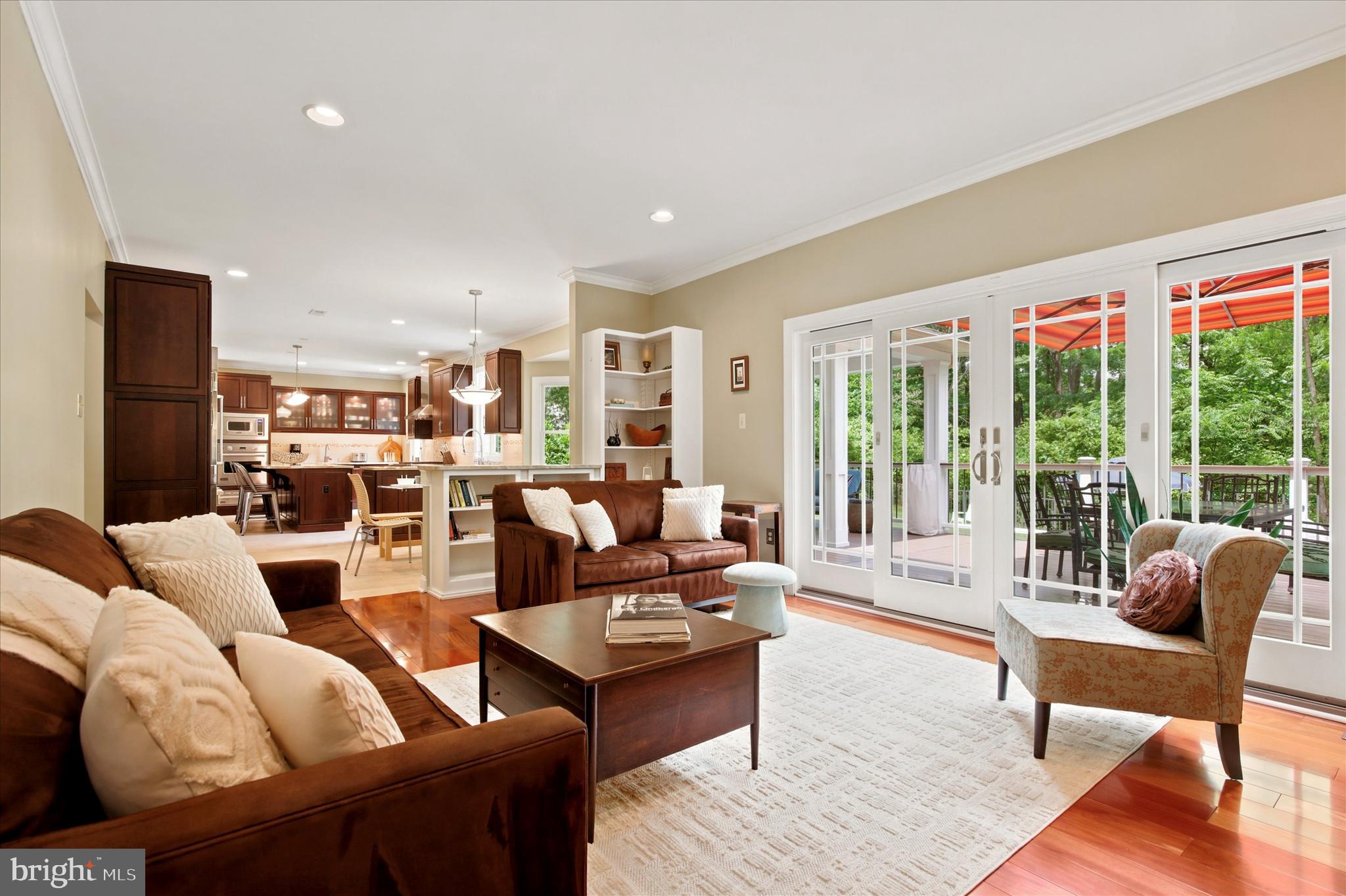 MONTGOMERY RIDGE - Residential