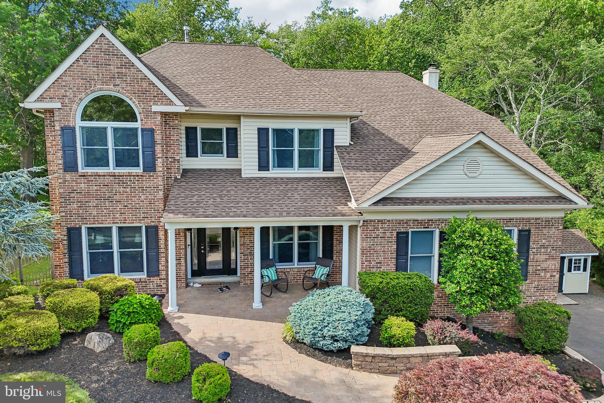 MONTGOMERY RIDGE - Residential
