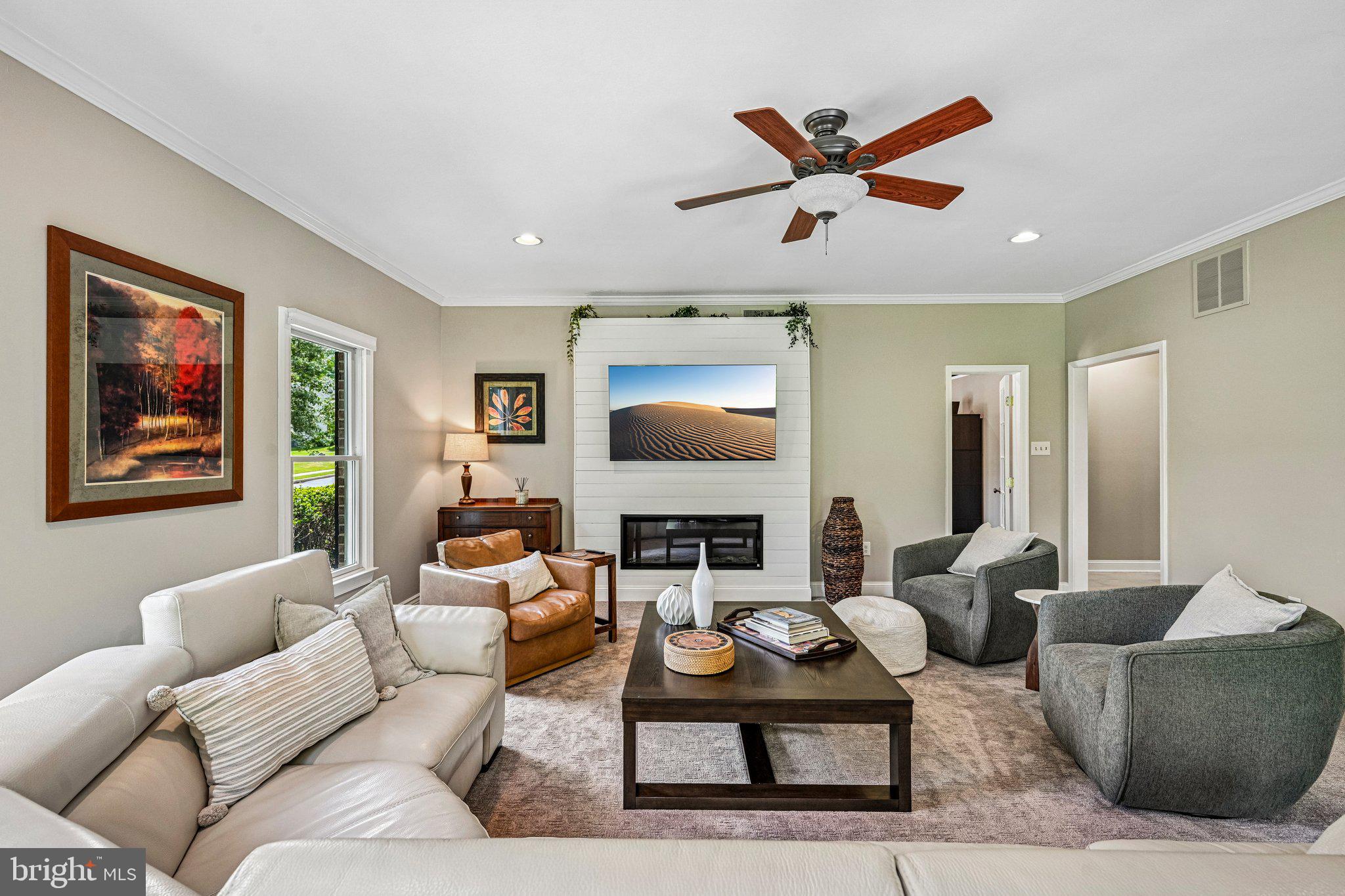 MONTGOMERY RIDGE - Residential