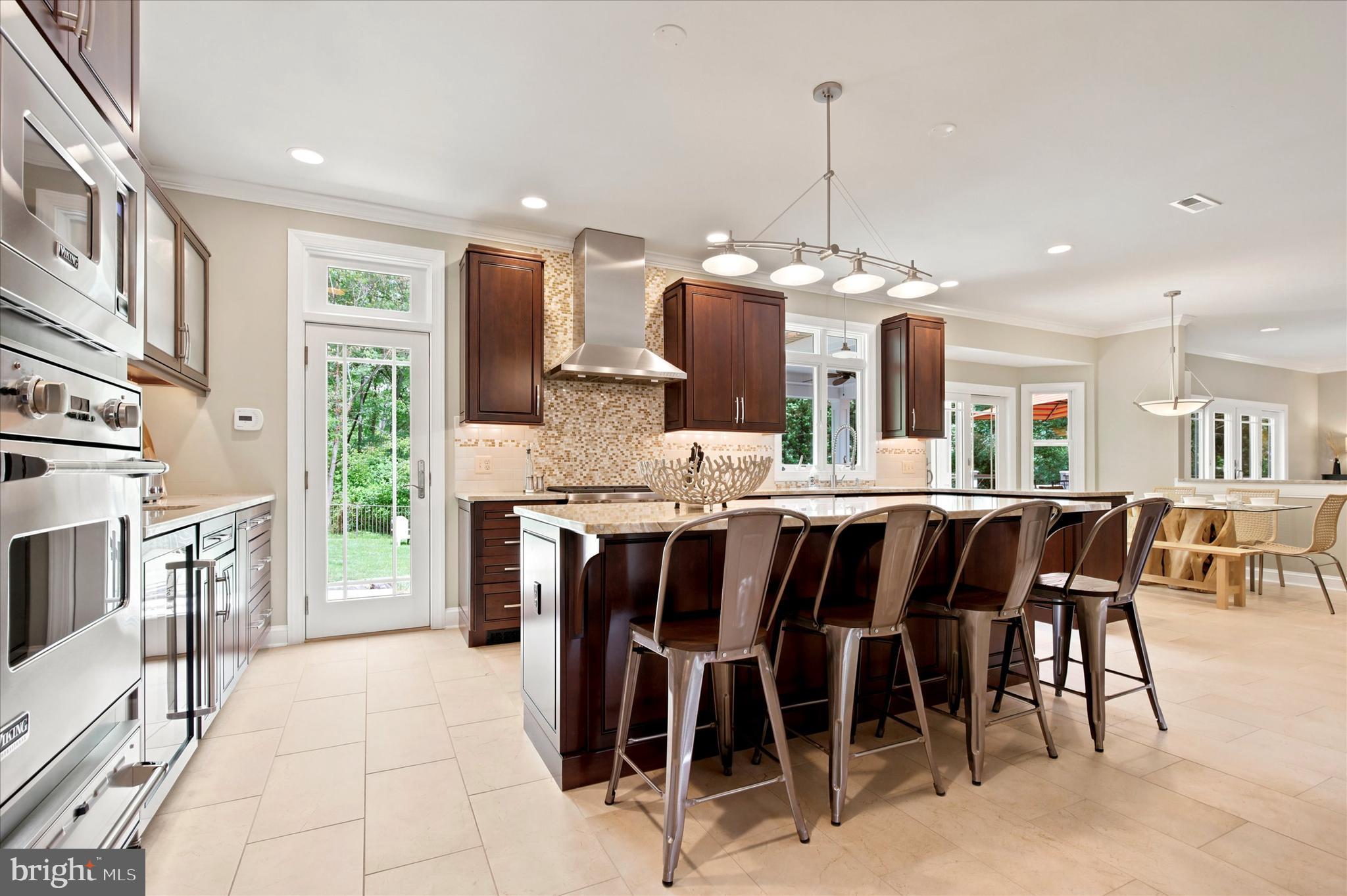 MONTGOMERY RIDGE - Residential