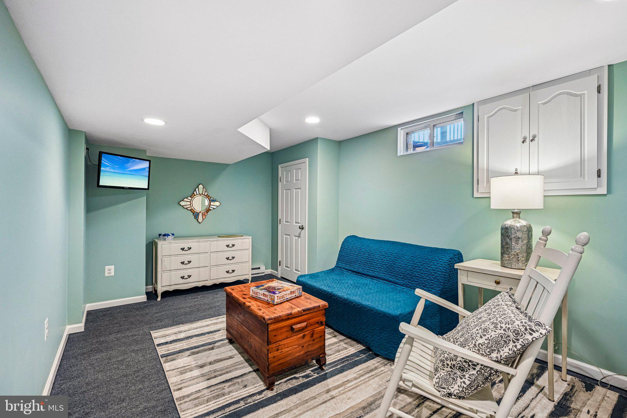 MONTGOMERY RIDGE - Residential