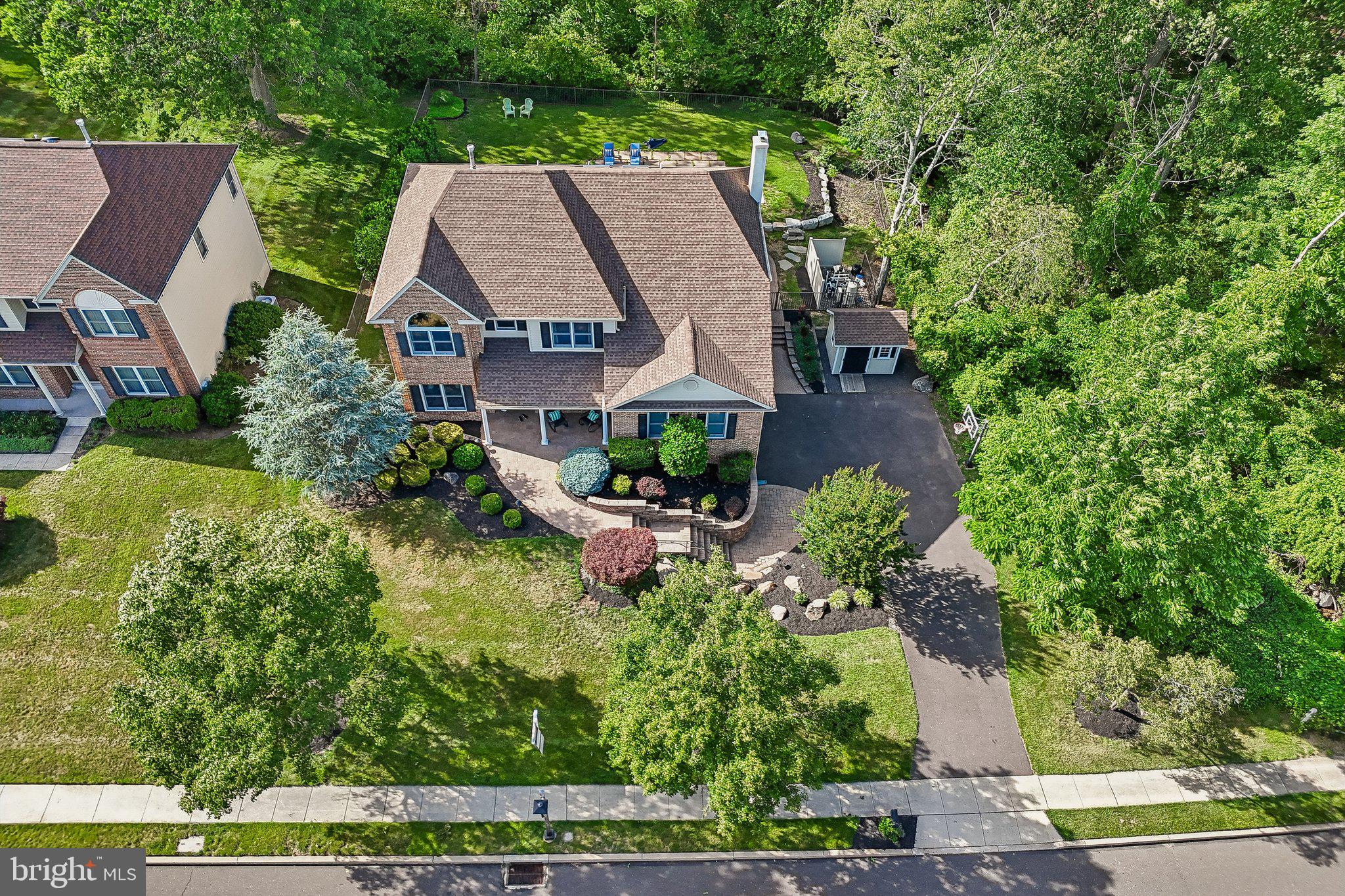 MONTGOMERY RIDGE - Residential