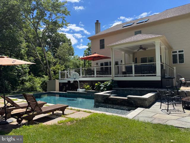 MONTGOMERY RIDGE - Residential
