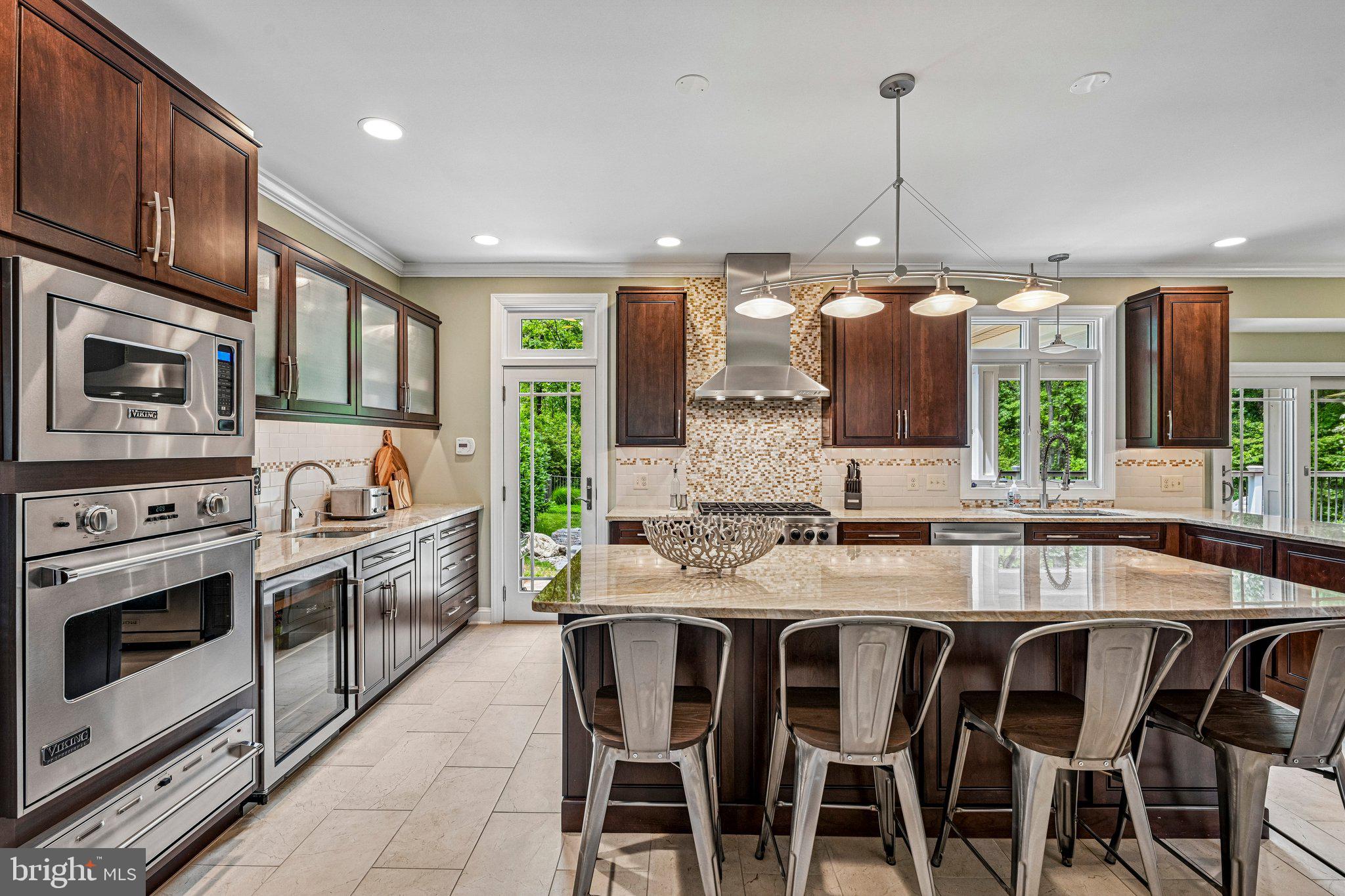 MONTGOMERY RIDGE - Residential
