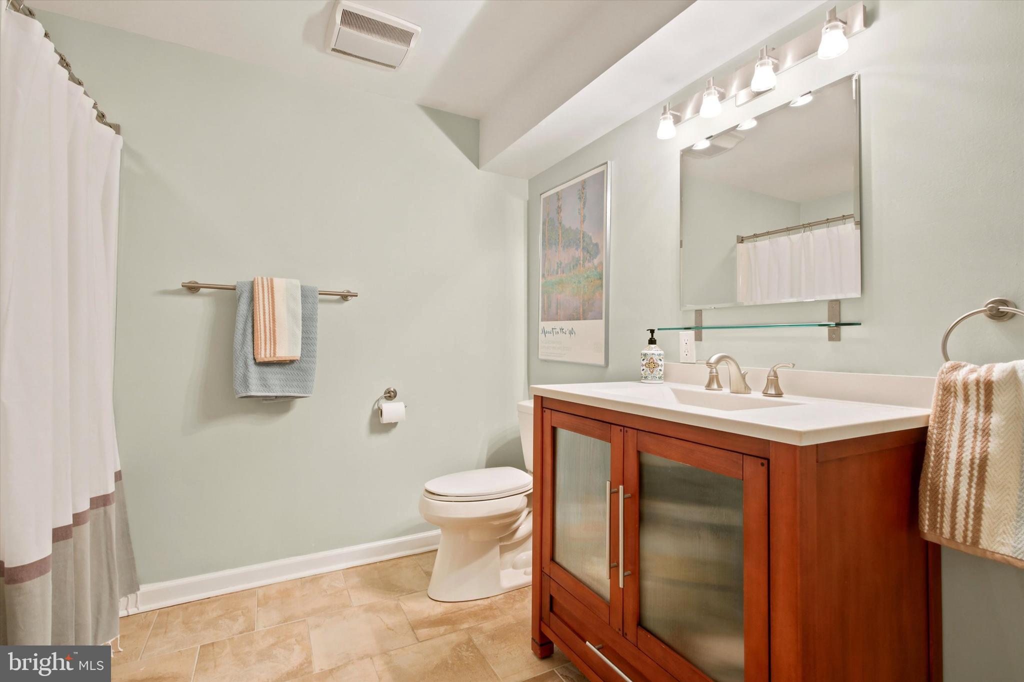 MONTGOMERY RIDGE - Residential