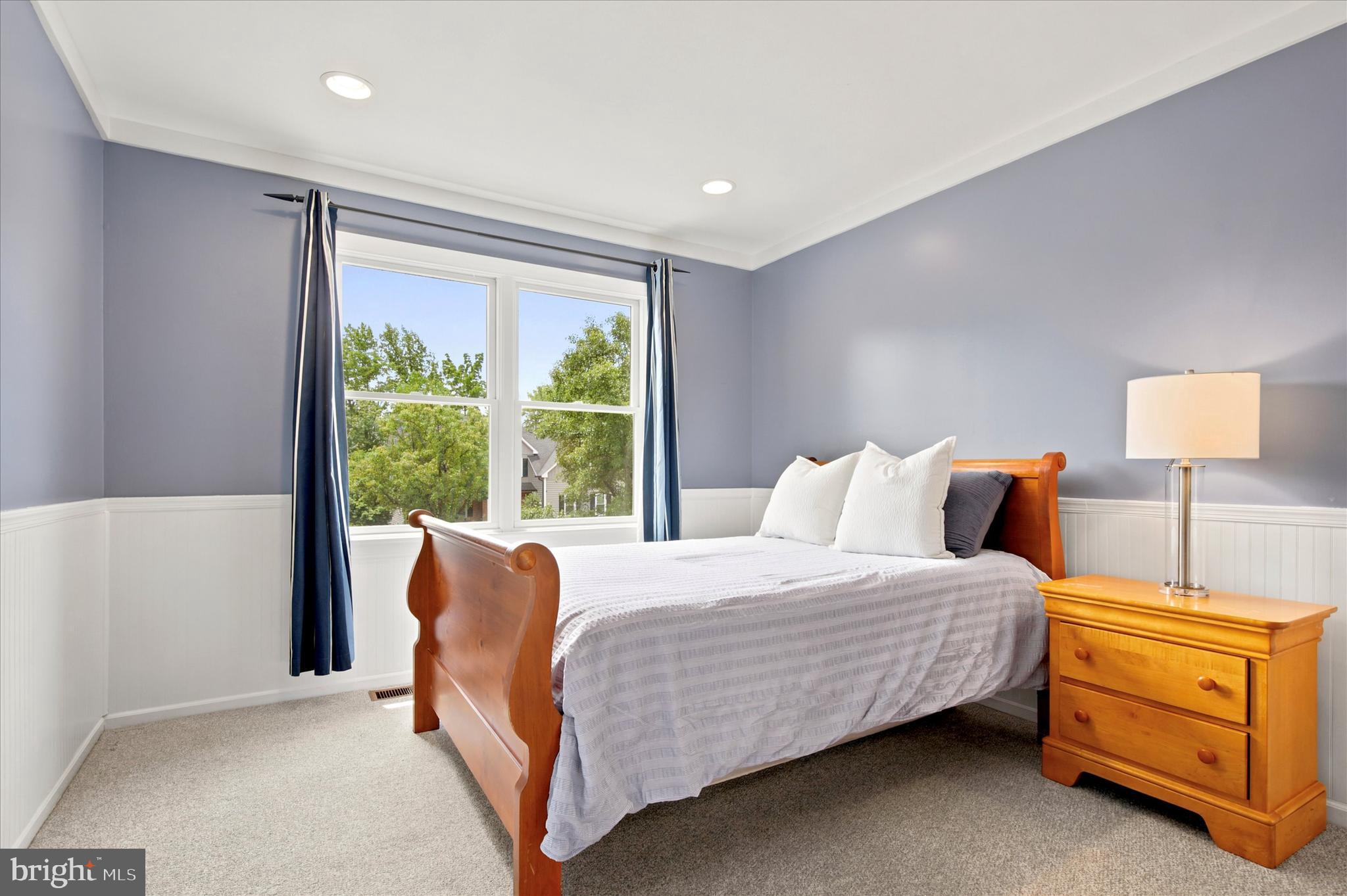 MONTGOMERY RIDGE - Residential