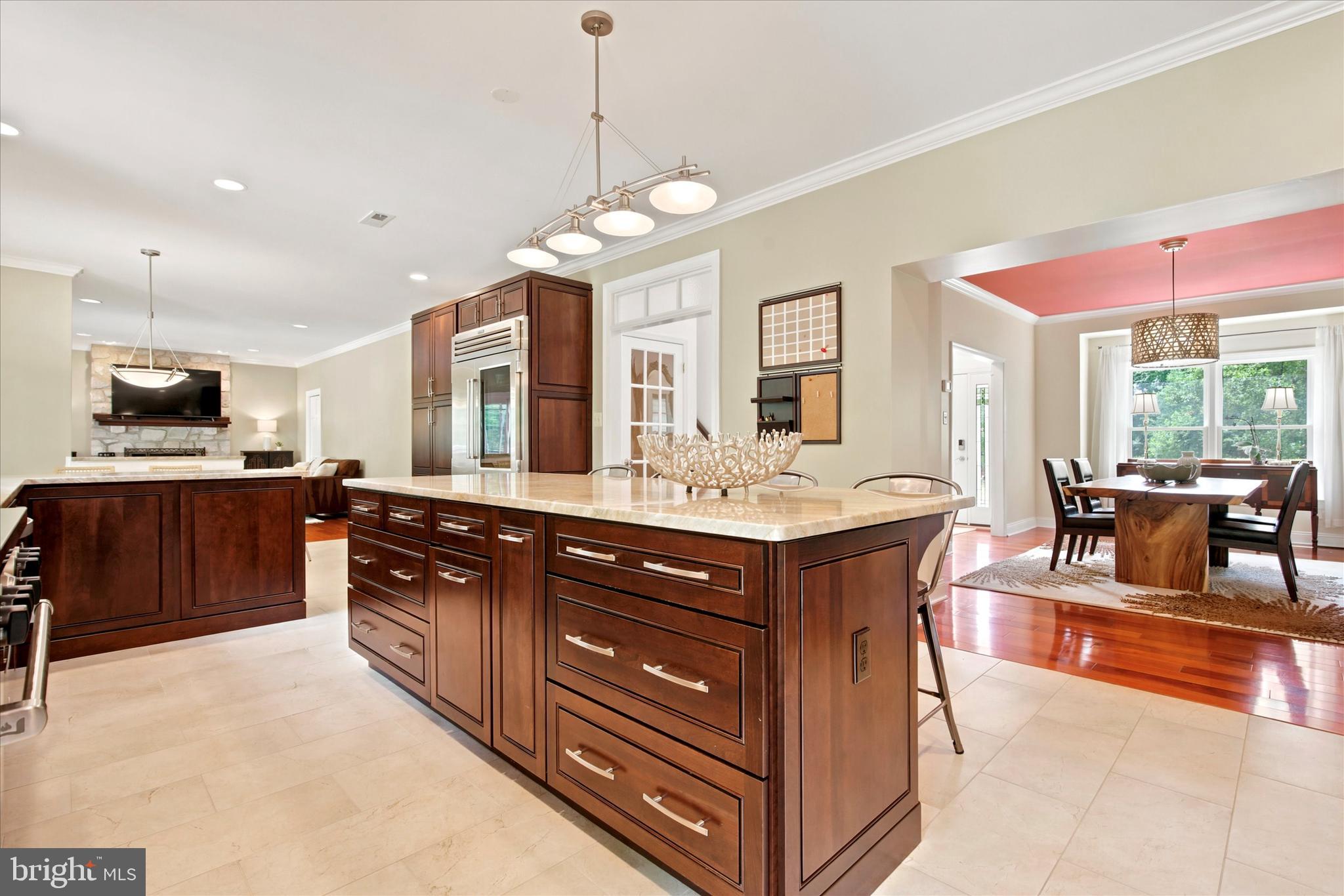 MONTGOMERY RIDGE - Residential