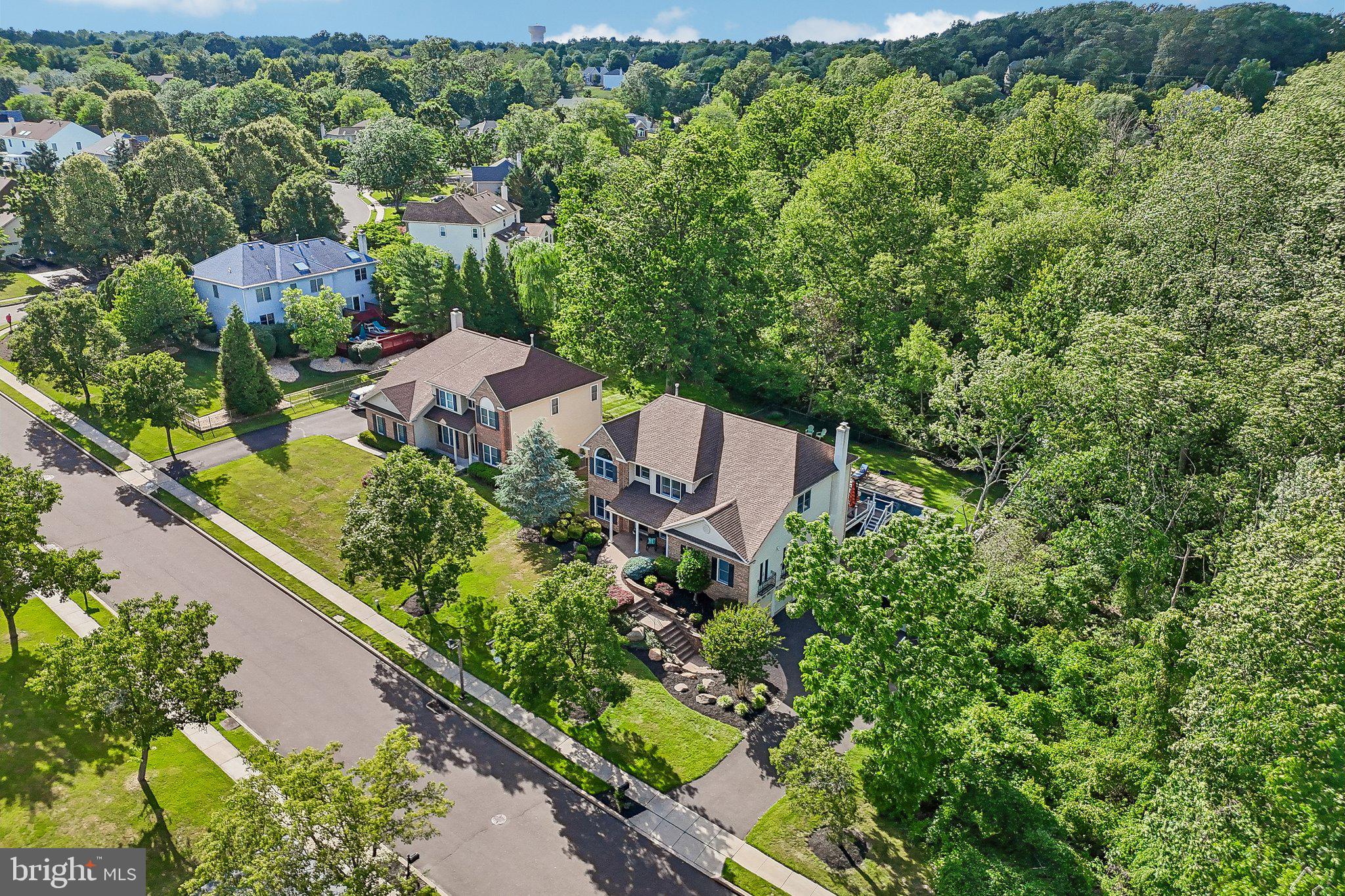 MONTGOMERY RIDGE - Residential