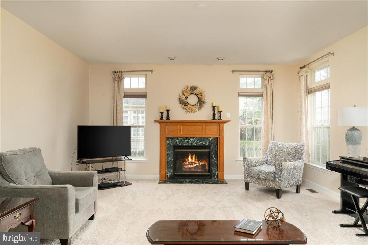 WASHINGTON TRAIL - Residential