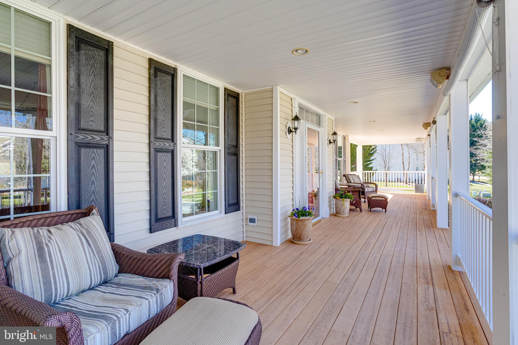 RIVERWALK - Residential