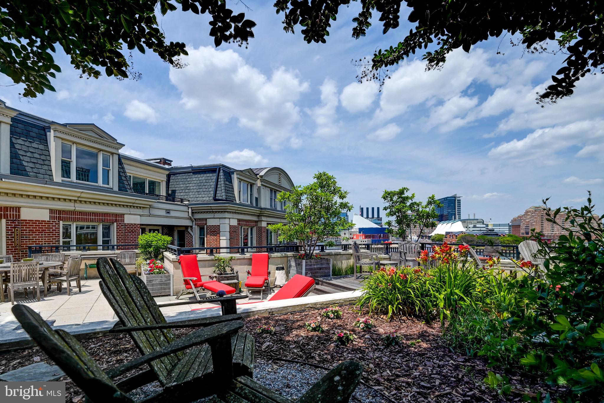 INNER HARBOR - Residential