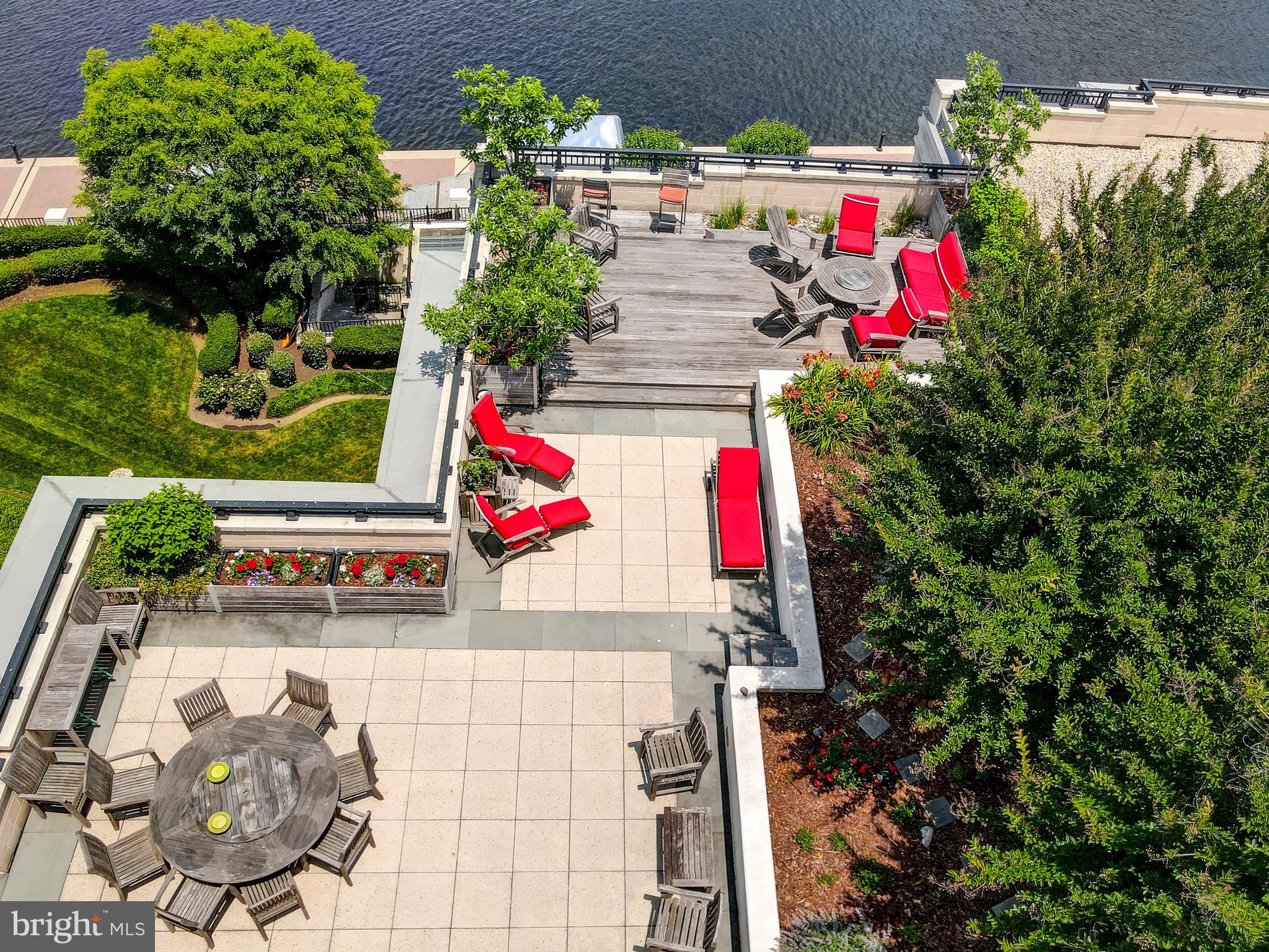 INNER HARBOR - Residential