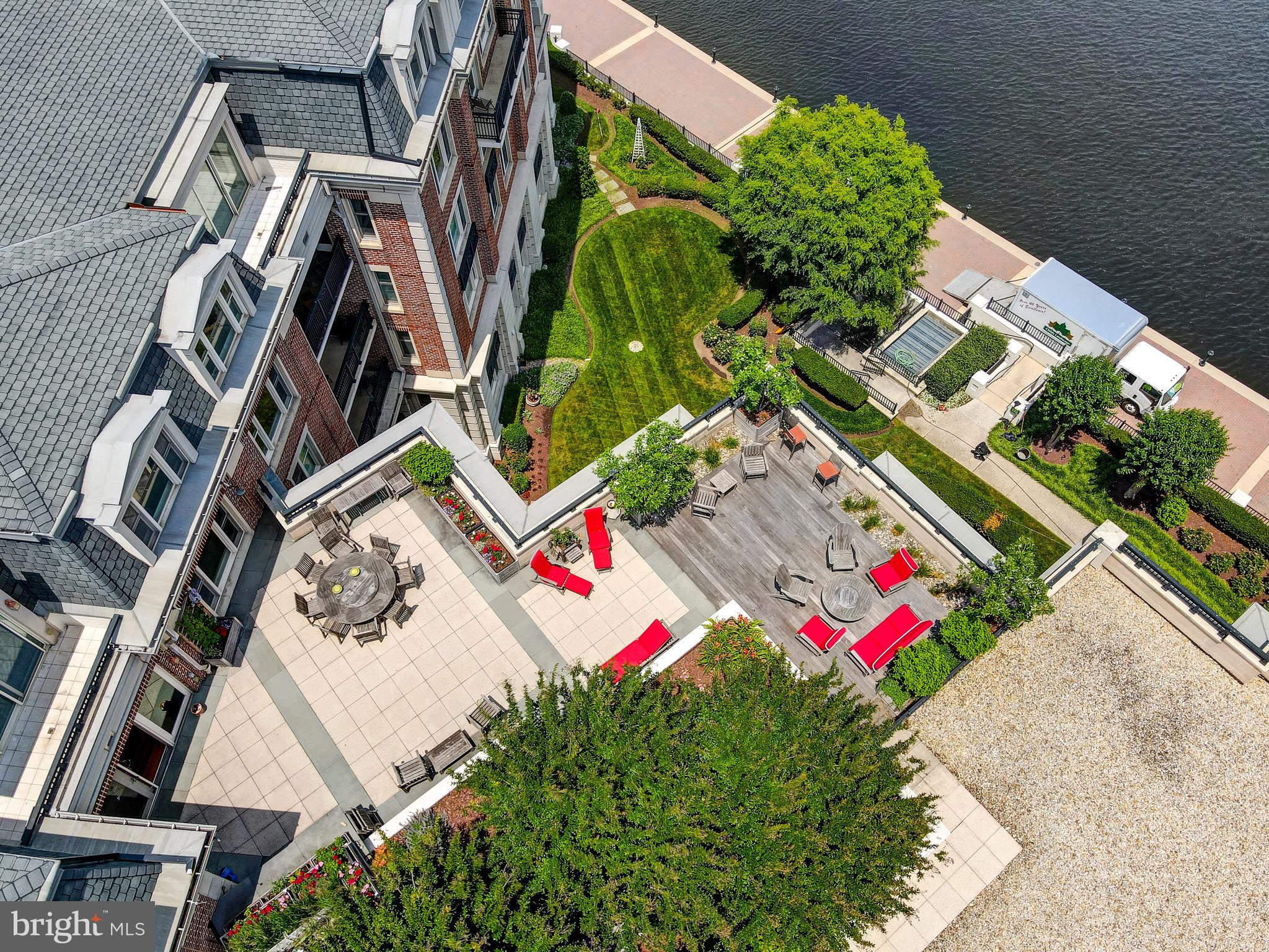 INNER HARBOR - Residential