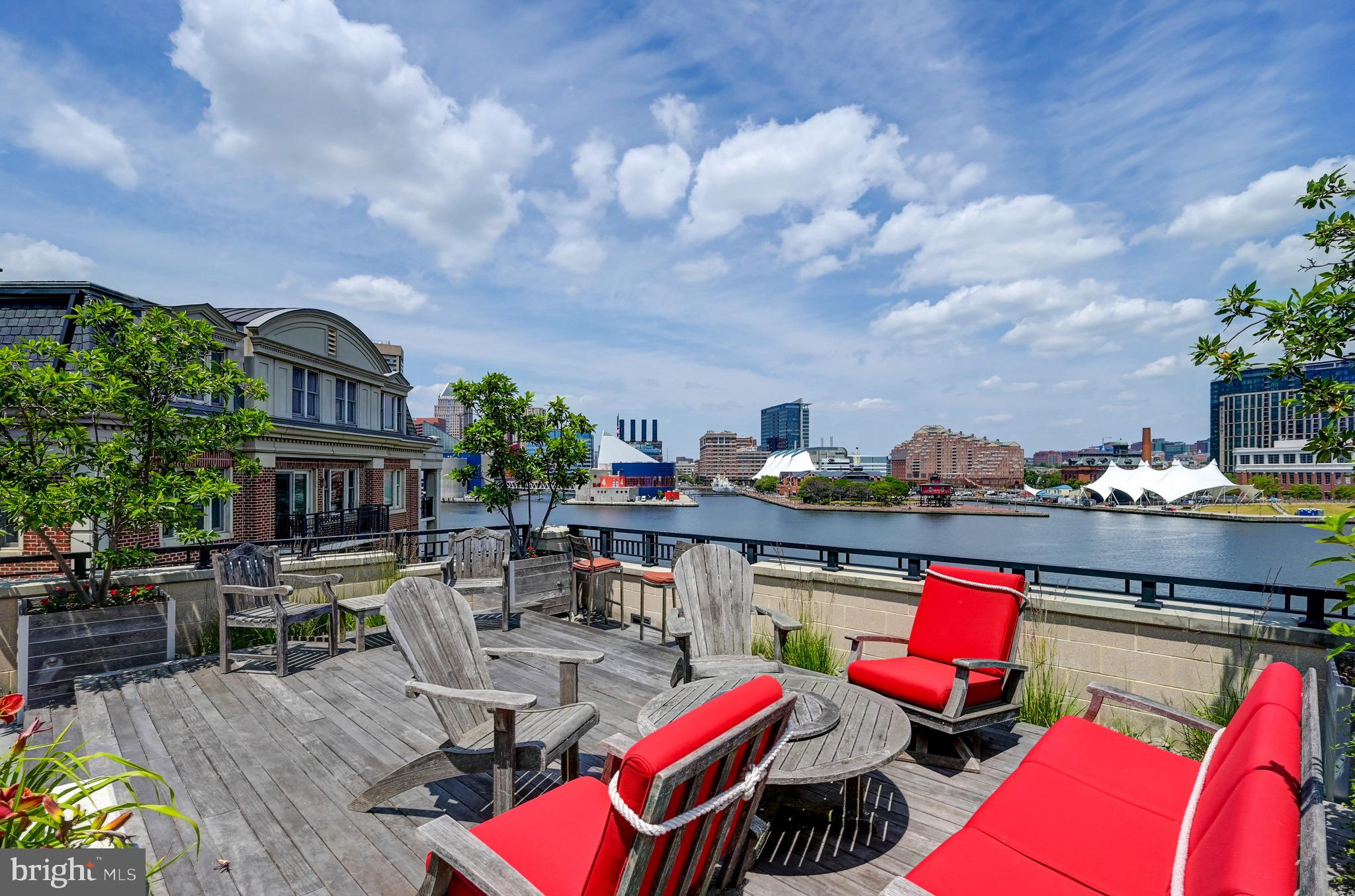 INNER HARBOR - Residential