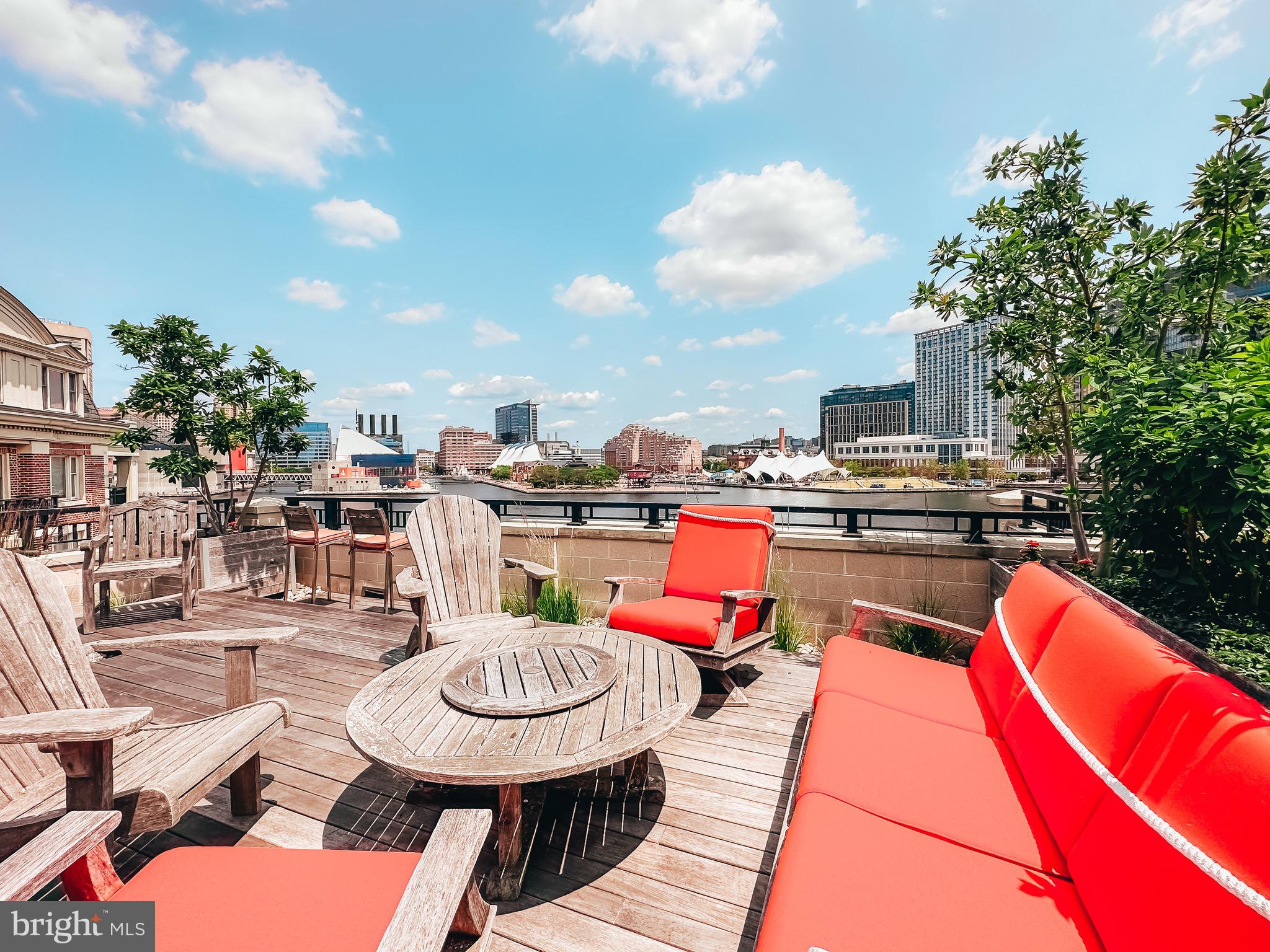 INNER HARBOR - Residential