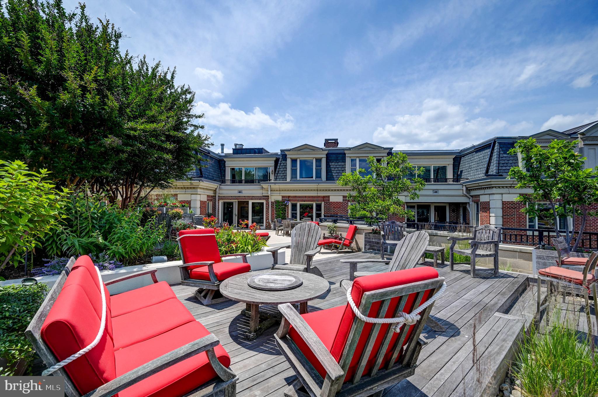 INNER HARBOR - Residential