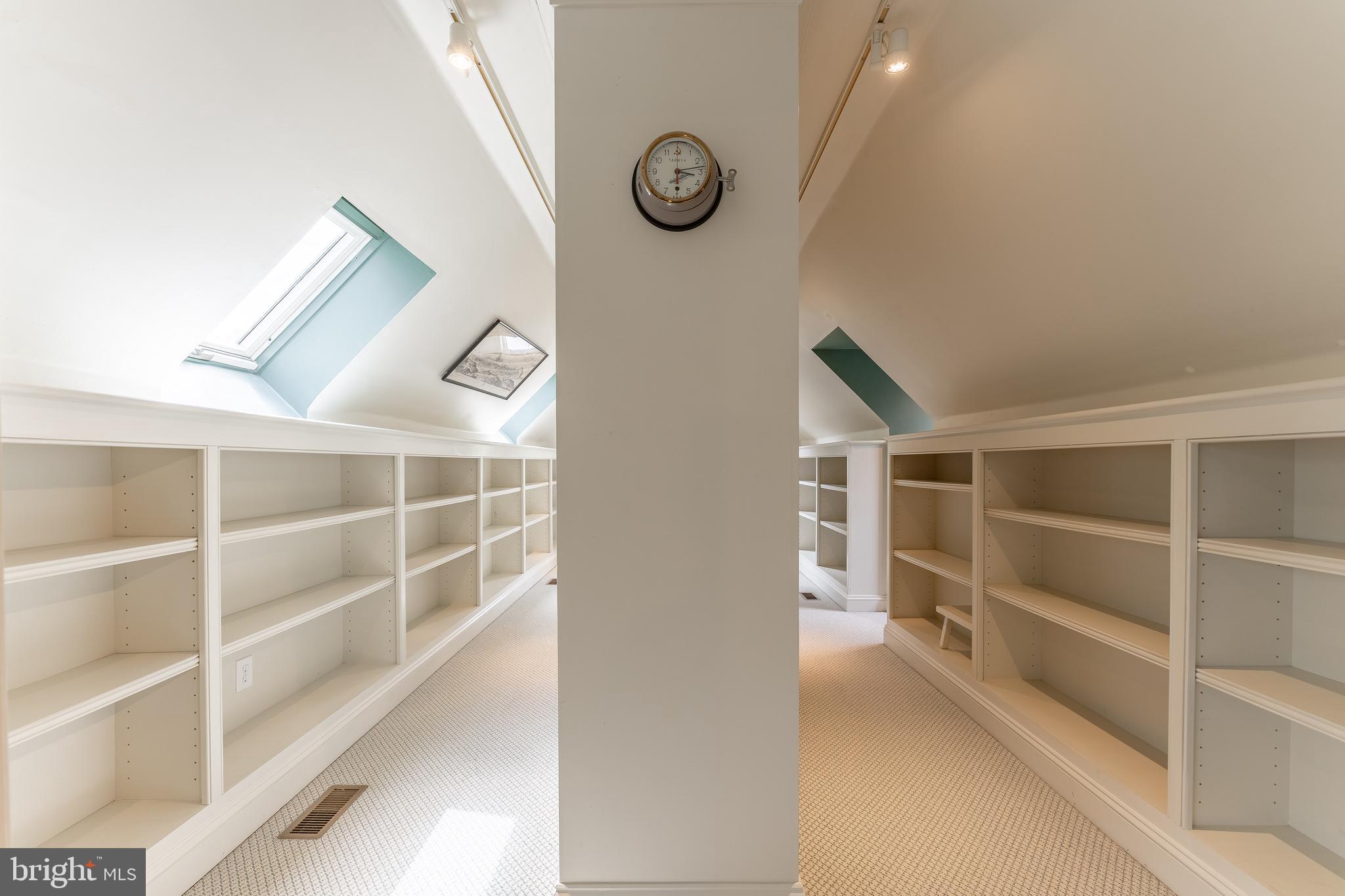 BAINBRIDGE - Residential