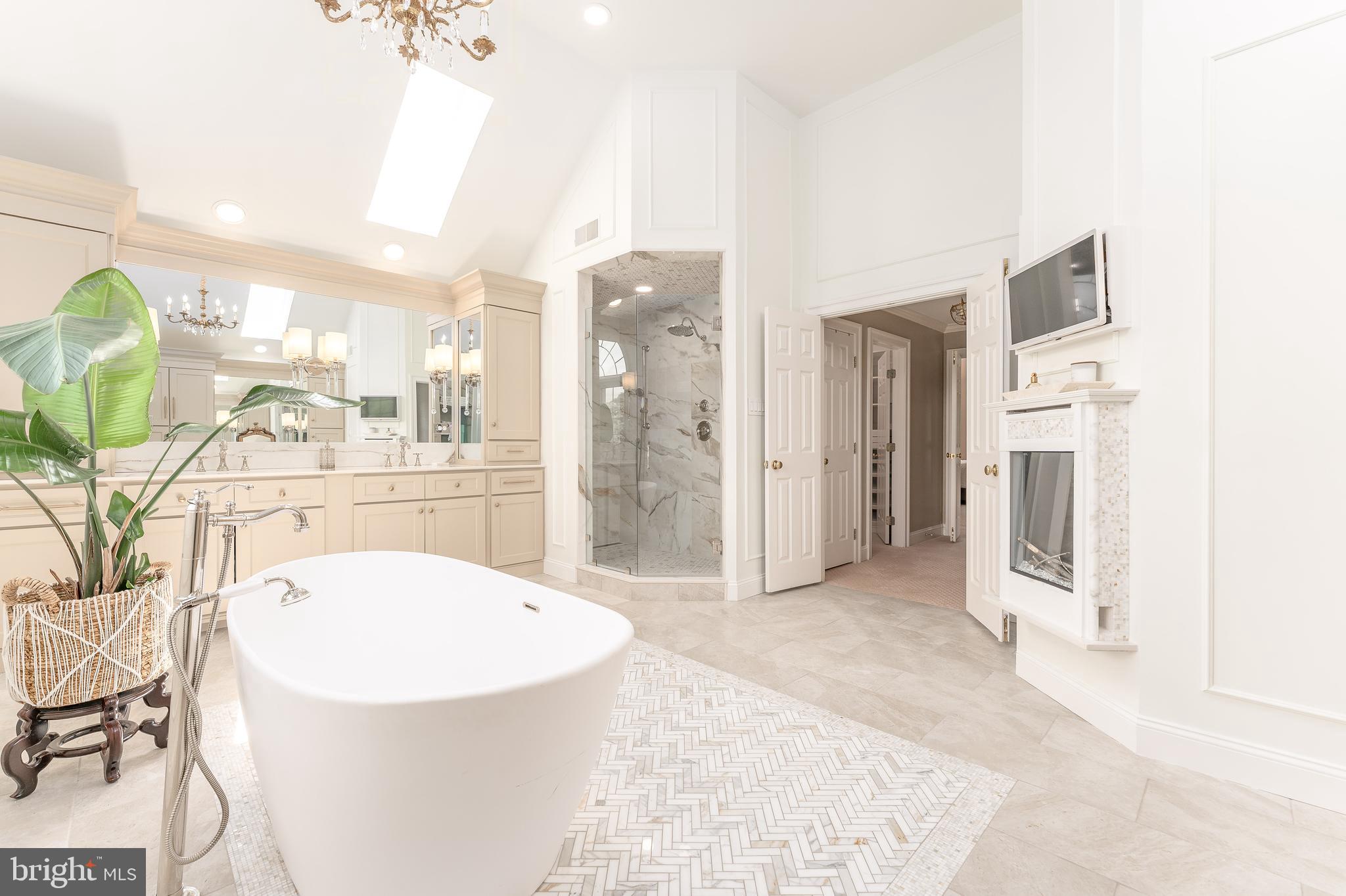 BAINBRIDGE - Residential