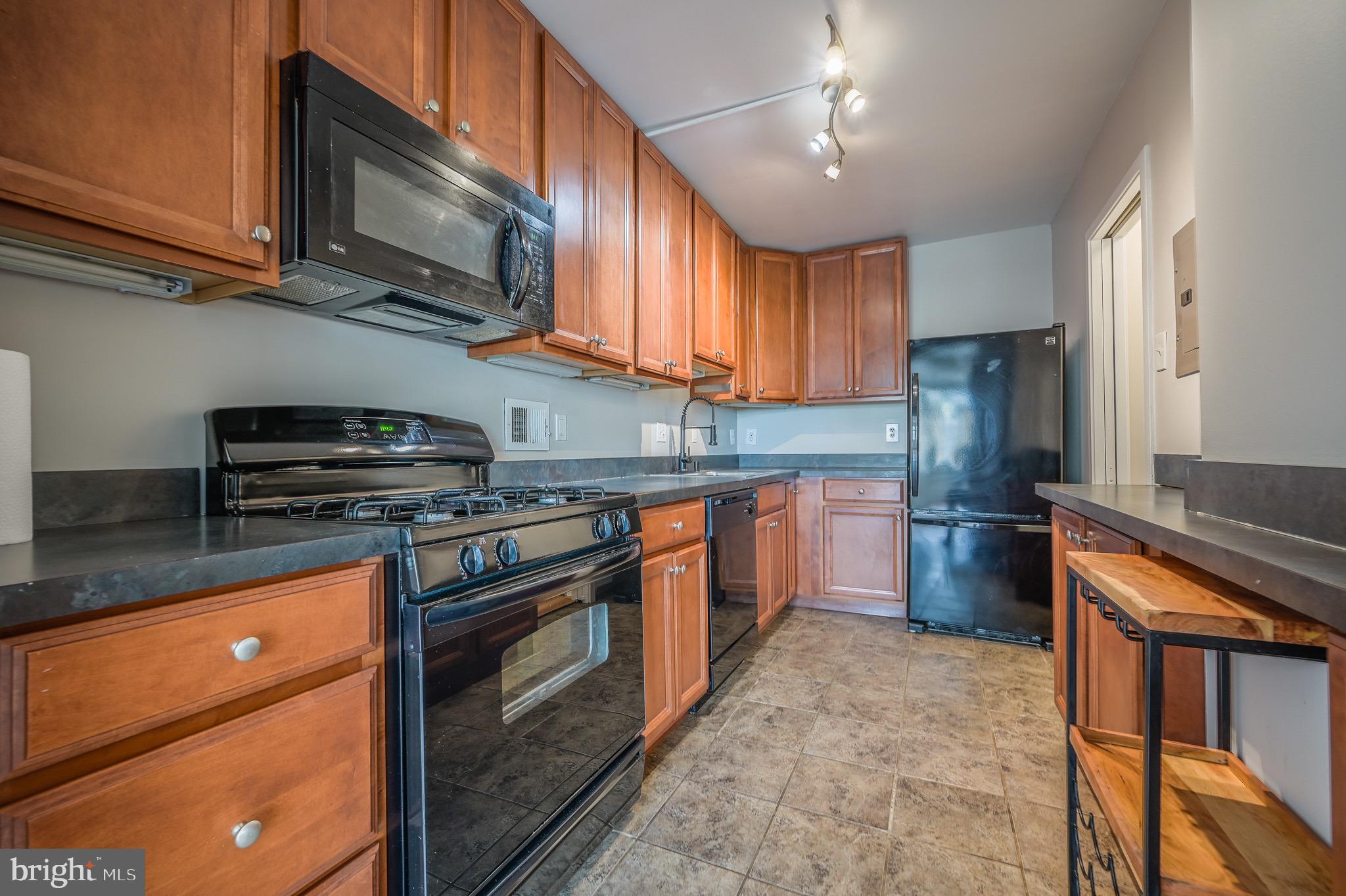 FRIENDSHIP HEIGHTS - Residential