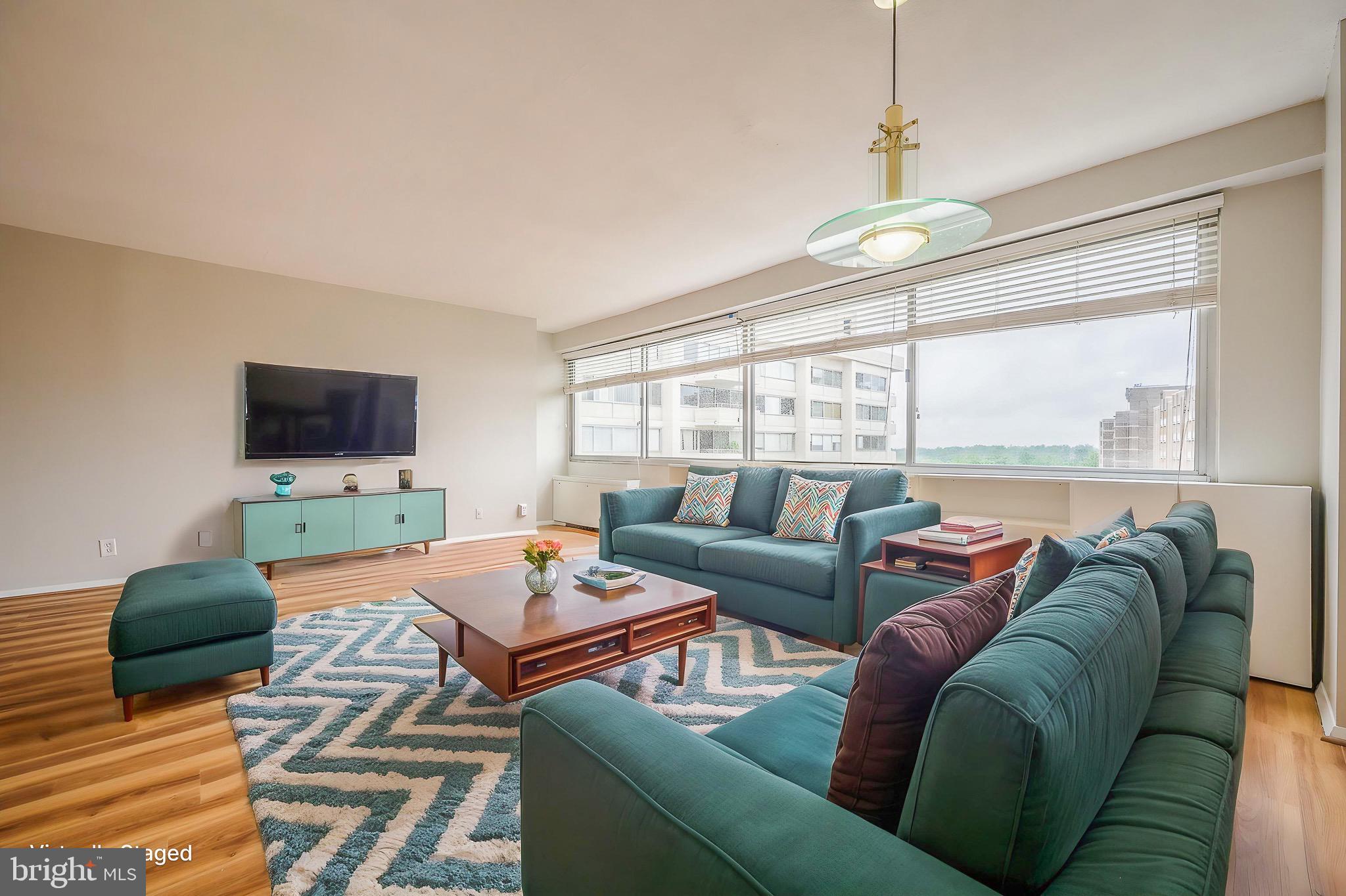 FRIENDSHIP HEIGHTS - Residential