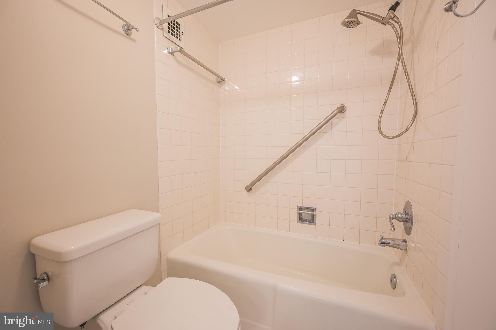 FRIENDSHIP HEIGHTS - Residential