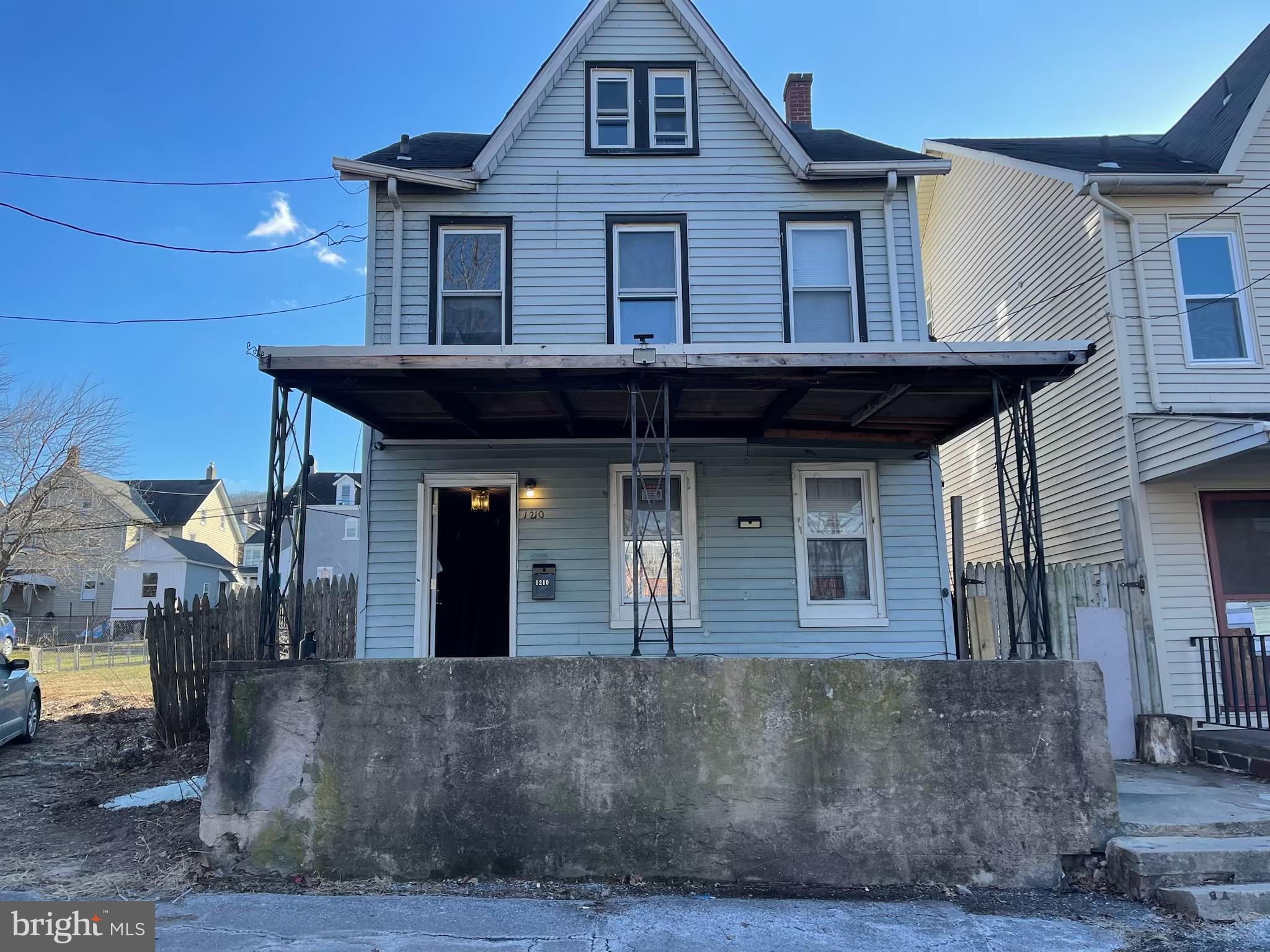 Prime Investment Opportunity – Priced to Sell Quickly!!!!

Attention investors and savvy buyers! These three bedrooms and one bath home in South Bethlehem across from Wind Creek Casino presents an incredible opportunity to secure a high-potential asset at an unbeatable price. Whether you're looking for a fix-and-flip, a long-term rental, or a renovation project to maximize value, this property is ready for your vision.

Appointment required for all showings and must be scheduled through SHOWINGTIME, no appointments through the listing agent. Bring your highest and best office ASAP.

Buyer will be responsible to obtain CO certificate.