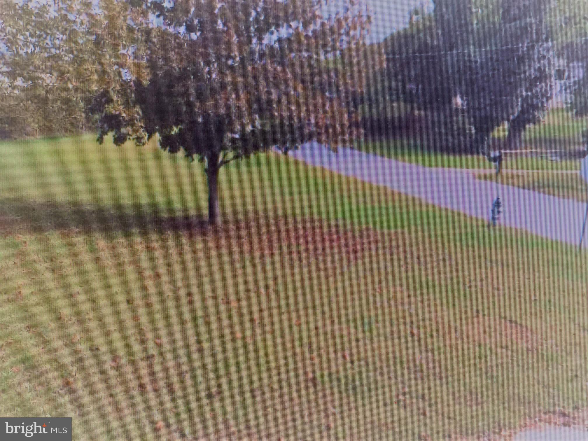 Seller has partnered with Timberlake homes who can build a model or bring your own plans to Build Your Dream Home on this corner lot with seasonal water views or build a 4 level to gain year-round views.  It’s located across the street from the Potomac River. This lot includes shared deeded pedestrian water access with a dock. It is conveniently located near National Harbor, shopping centers, restaurants and an easy commute to Washington, DC and Virginia.   Feasibility study completed.