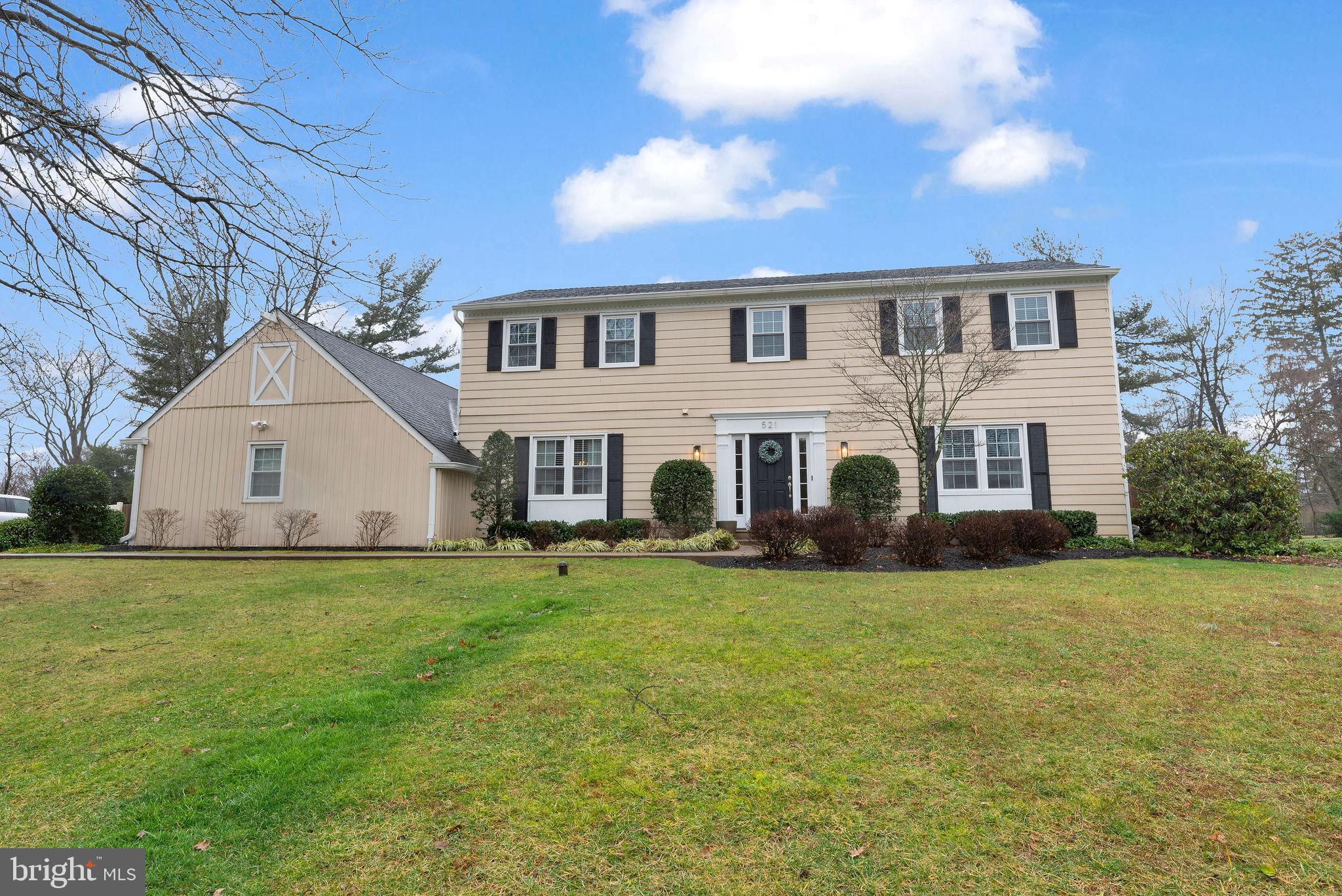 EDGEWOOD PARK - Residential