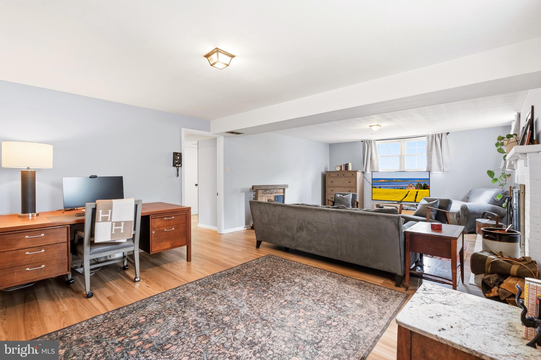 MAPLE RIDGE - Residential