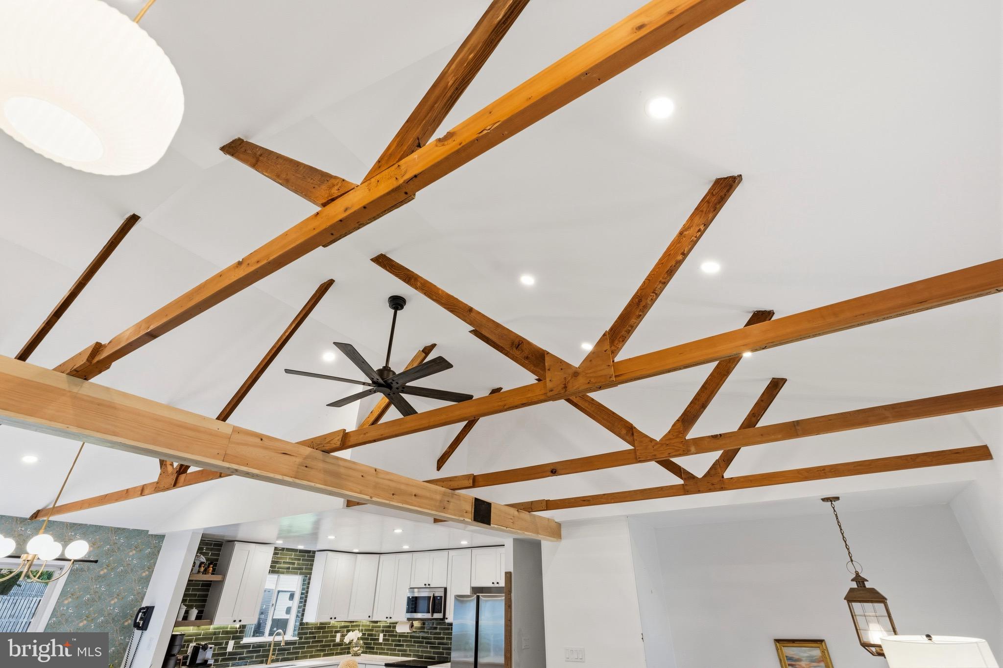 MAPLE RIDGE - Residential