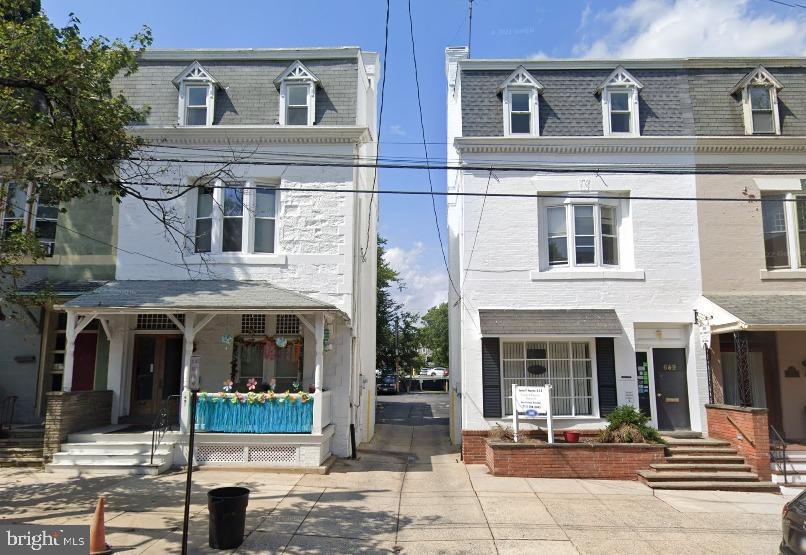 CHESTNUT HILL - Commercial Sale