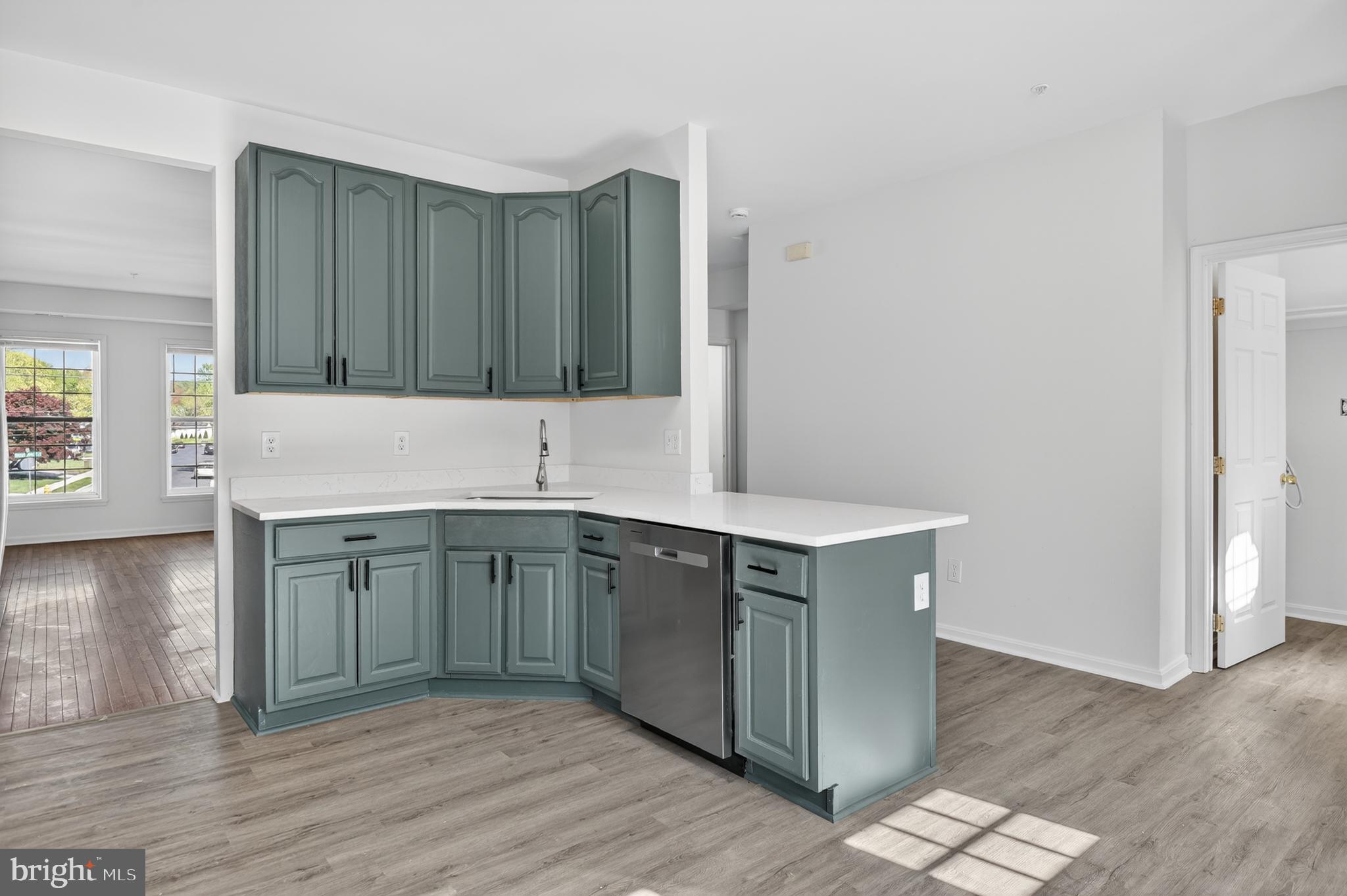 BROCK BRIDGE TOWNHOMES - Residential