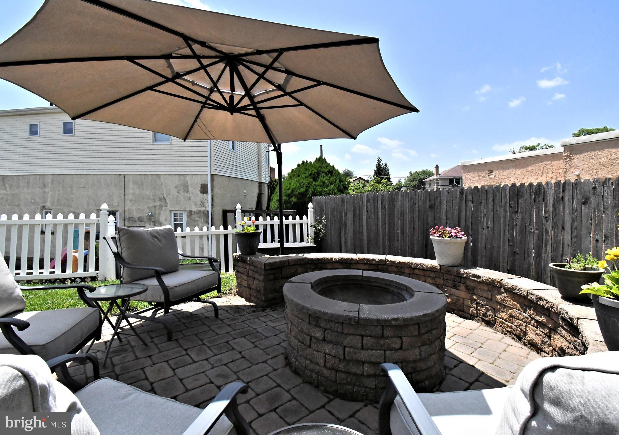 HOLLYWOOD - Residential