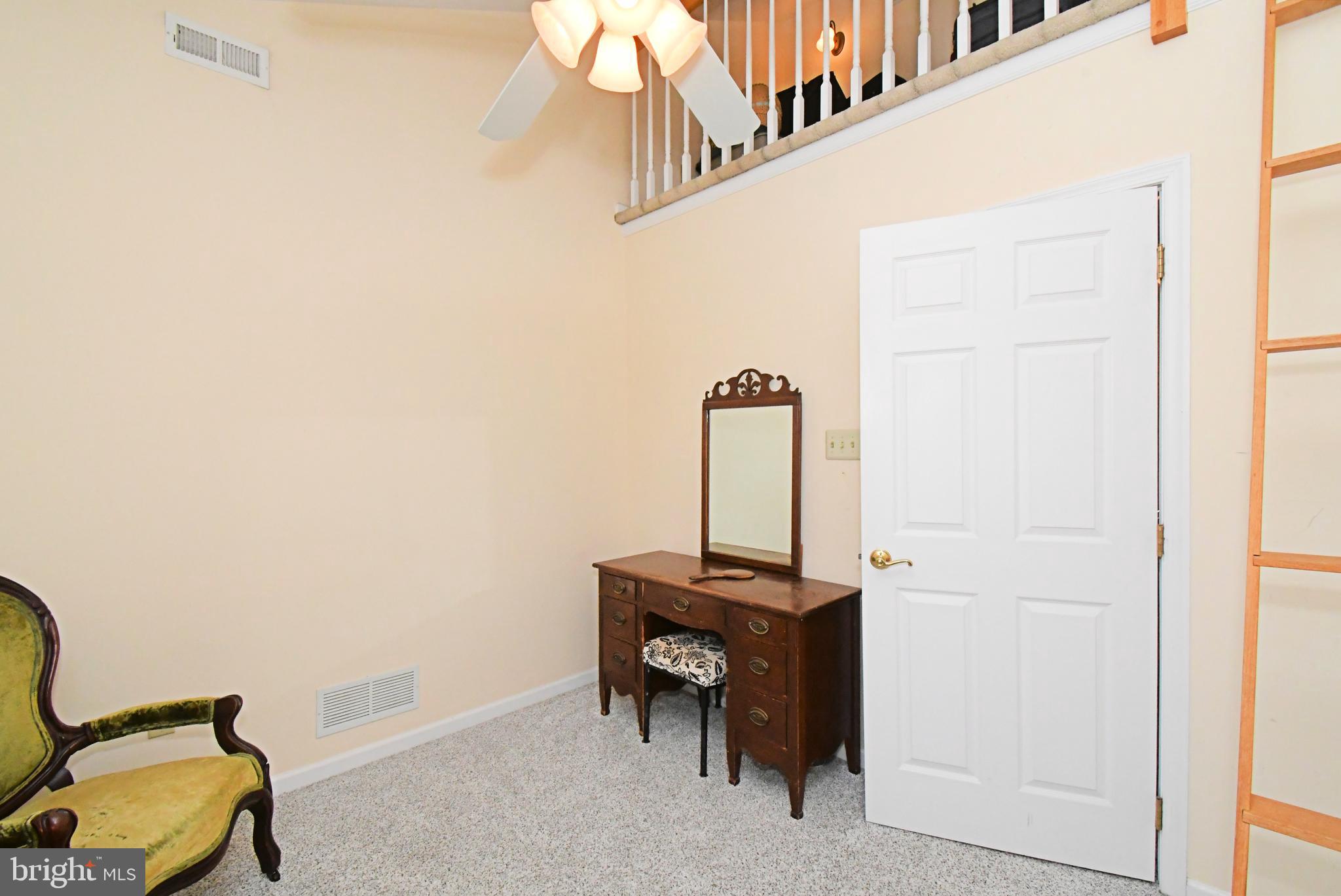 HOLLYWOOD - Residential