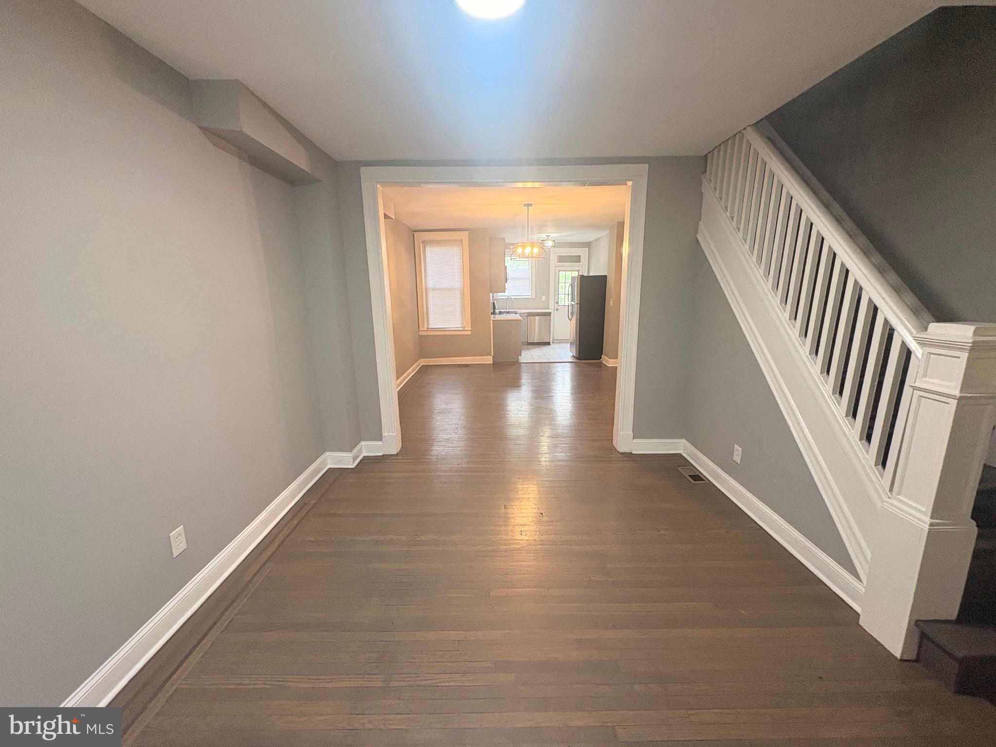 Popular Medfield property, steps away from the medfield elementary and poly institute.
Many features updated  4  years ago, updated kitchen with granite counter top,