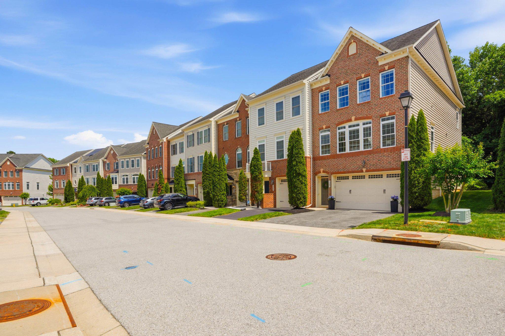 DEEP CREEK VILLAGE - Residential