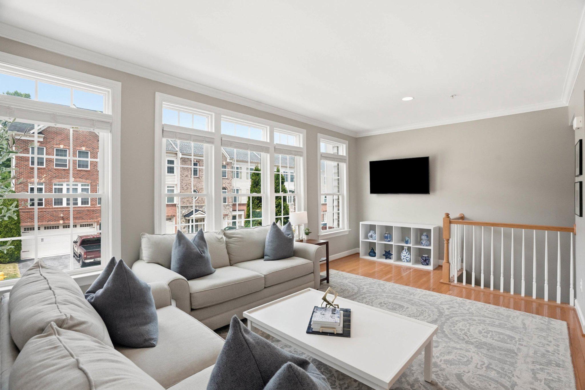DEEP CREEK VILLAGE - Residential