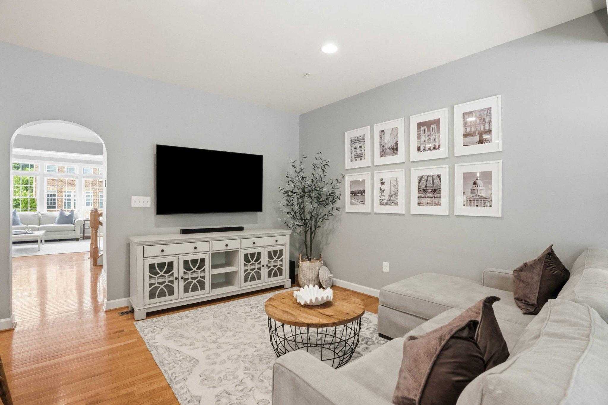 DEEP CREEK VILLAGE - Residential
