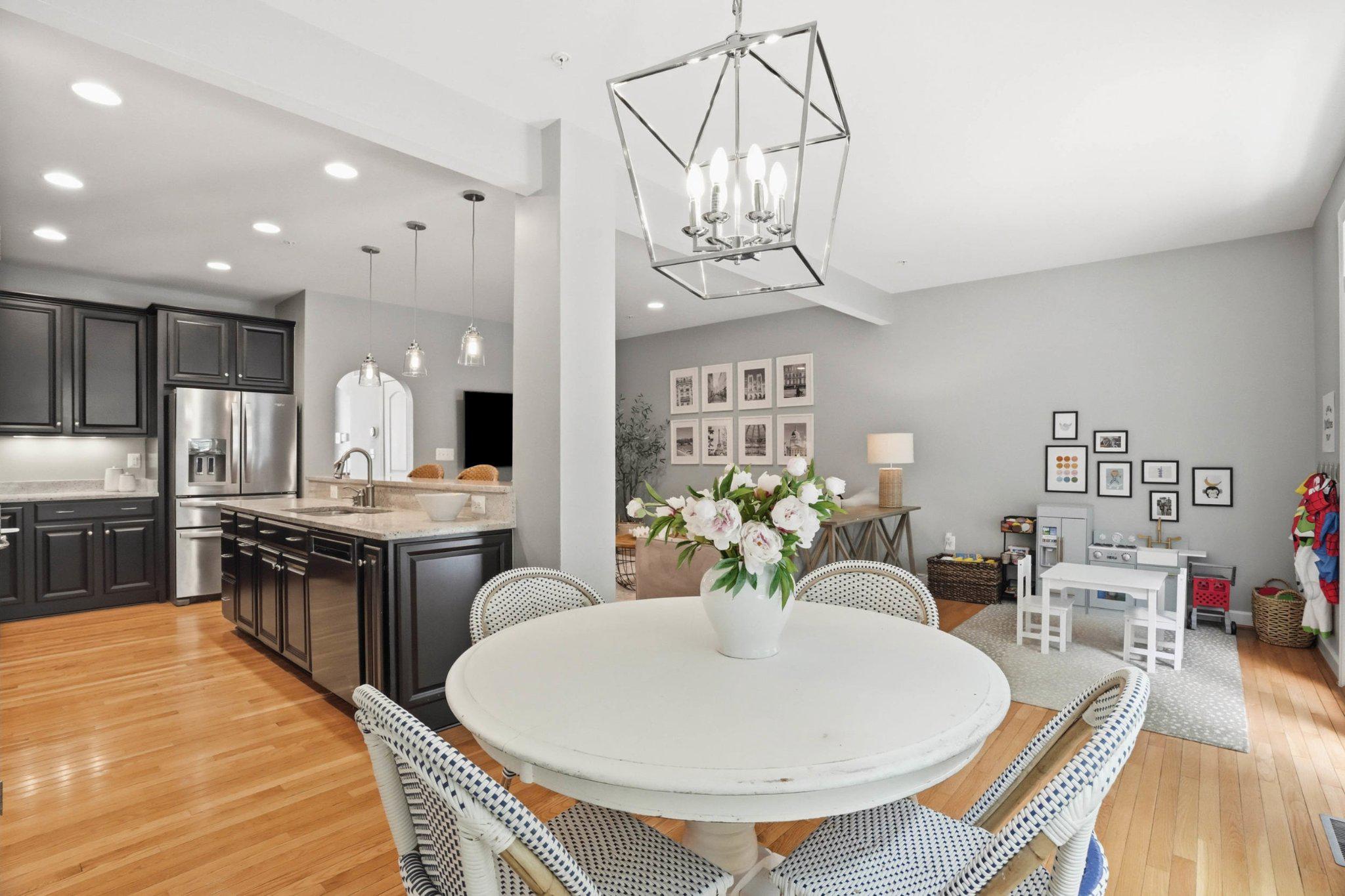 DEEP CREEK VILLAGE - Residential