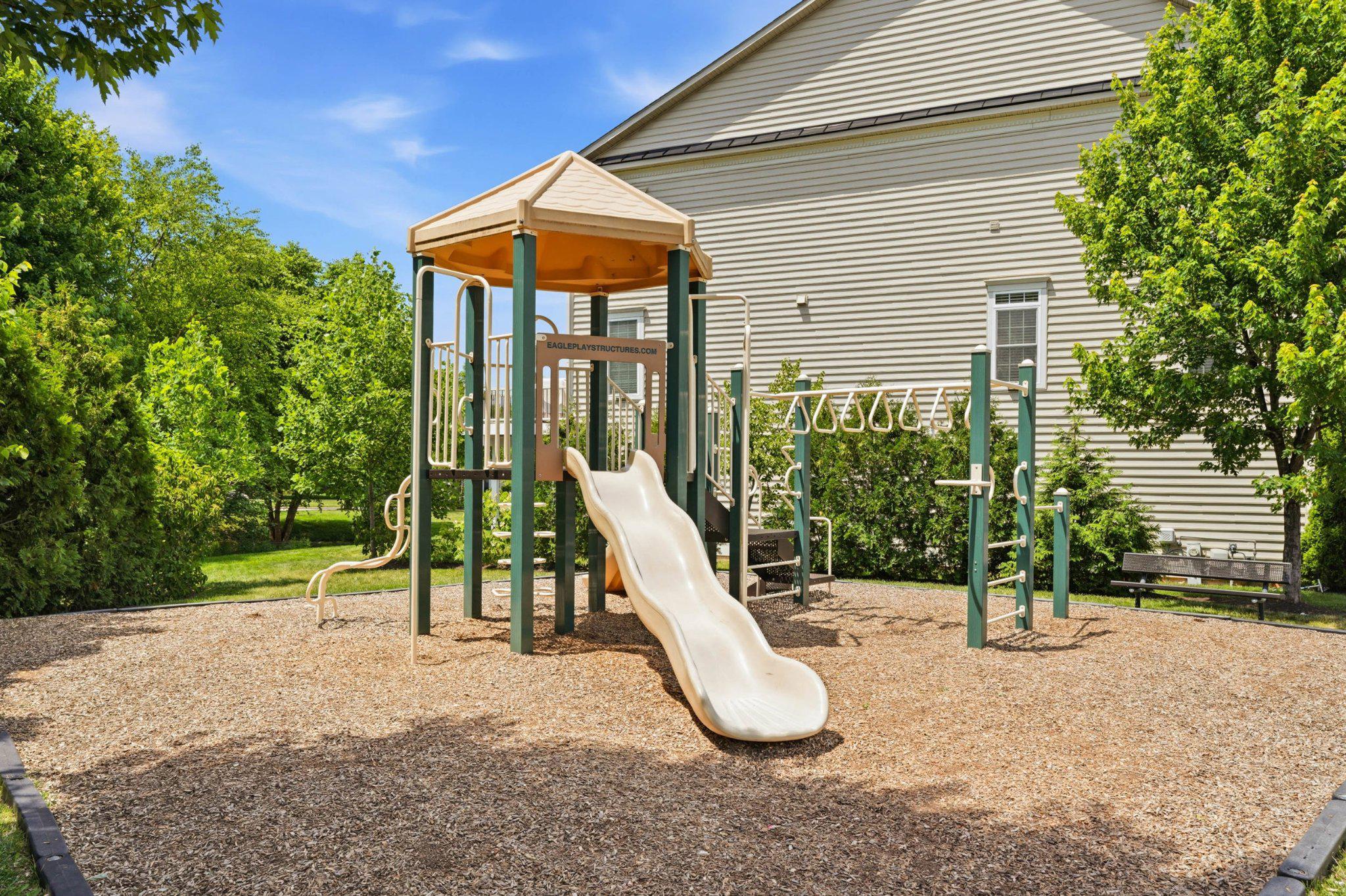 DEEP CREEK VILLAGE - Residential