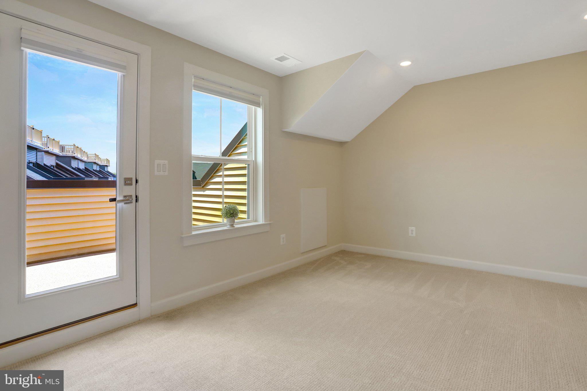 CARLIN SPRINGS - Residential