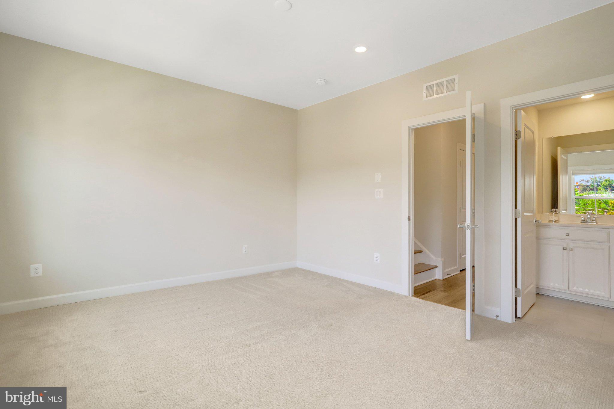 CARLIN SPRINGS - Residential