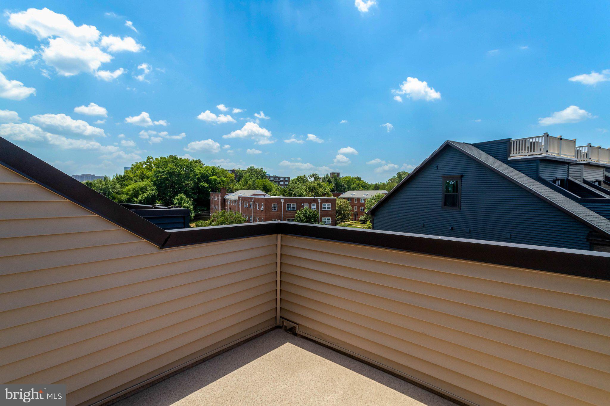 CARLIN SPRINGS - Residential