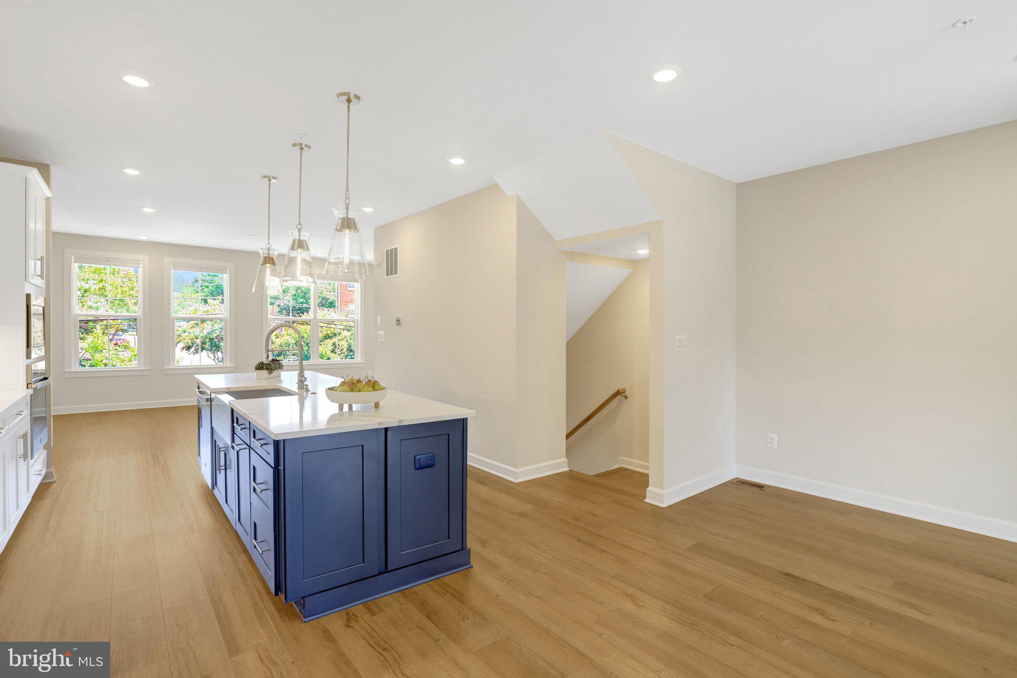 CARLIN SPRINGS - Residential